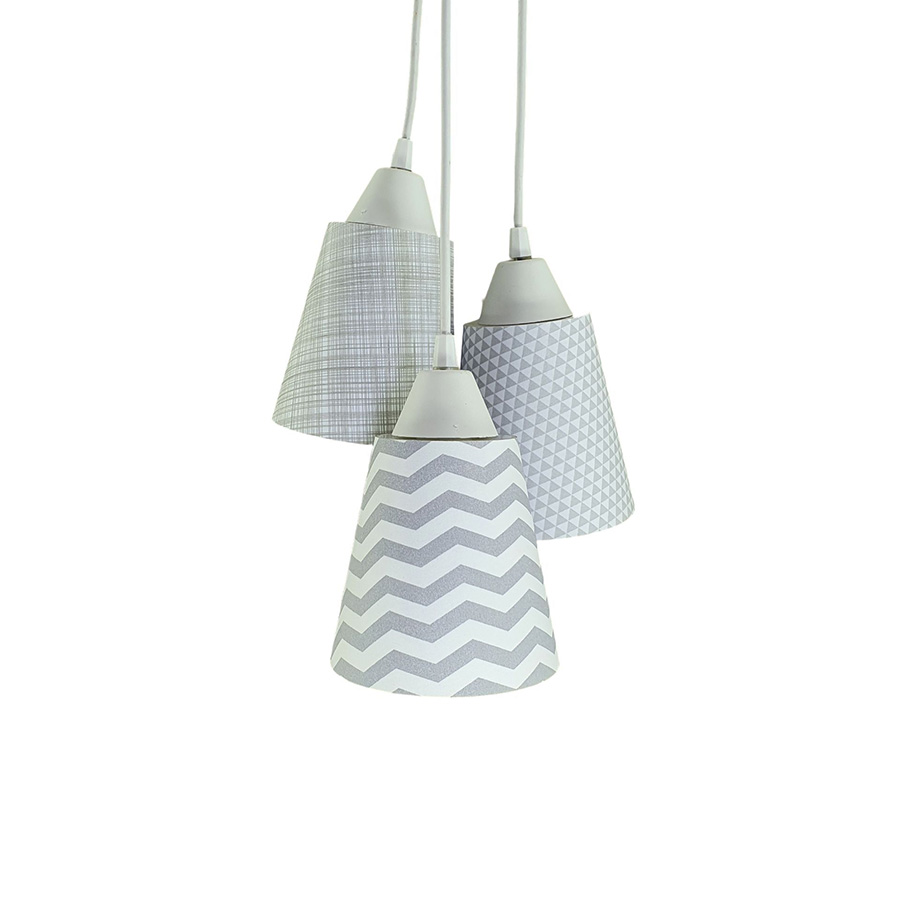Lustre Pendente 3 Cúpulas Revestidas com Tecidos Cinza e Branco