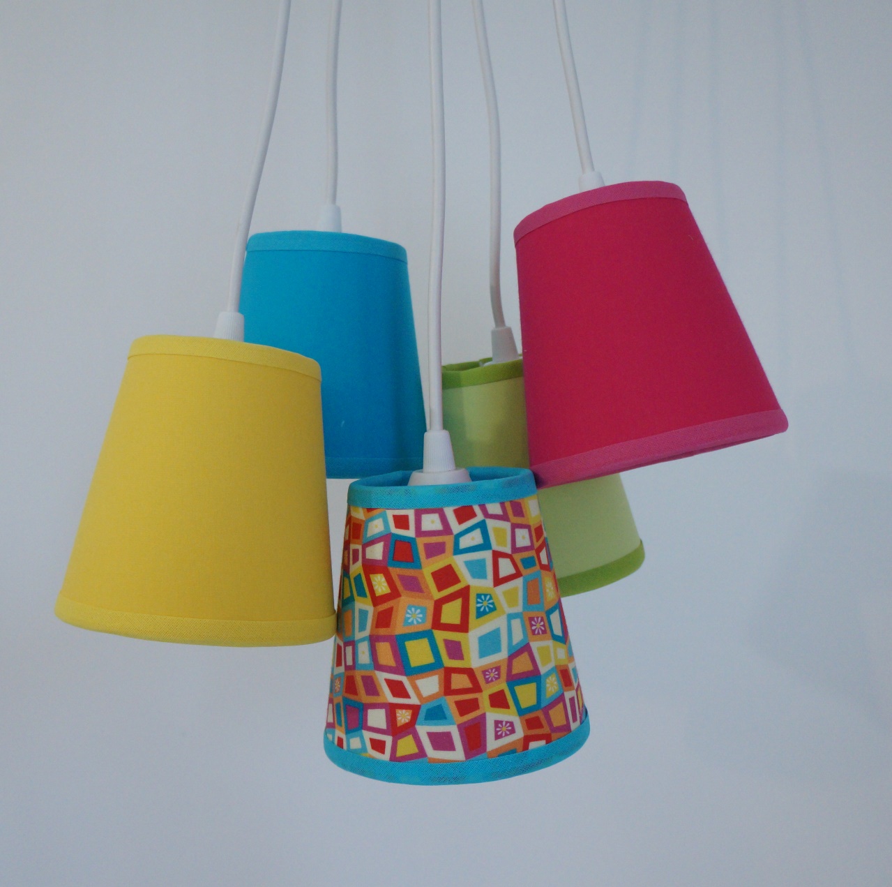 Lustre Pendente 5 Cúpulas Tecido Colorido