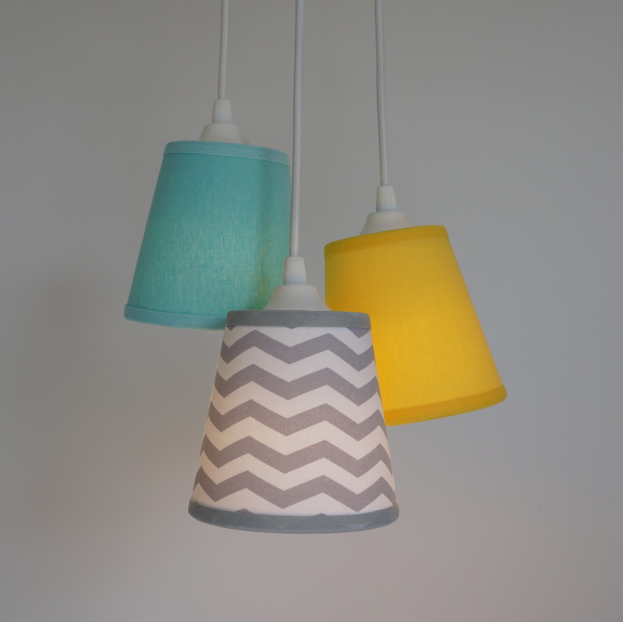 Lustre Pendente Bebê Cacho Mix Chevron  Cinza, Amarelo e Verde