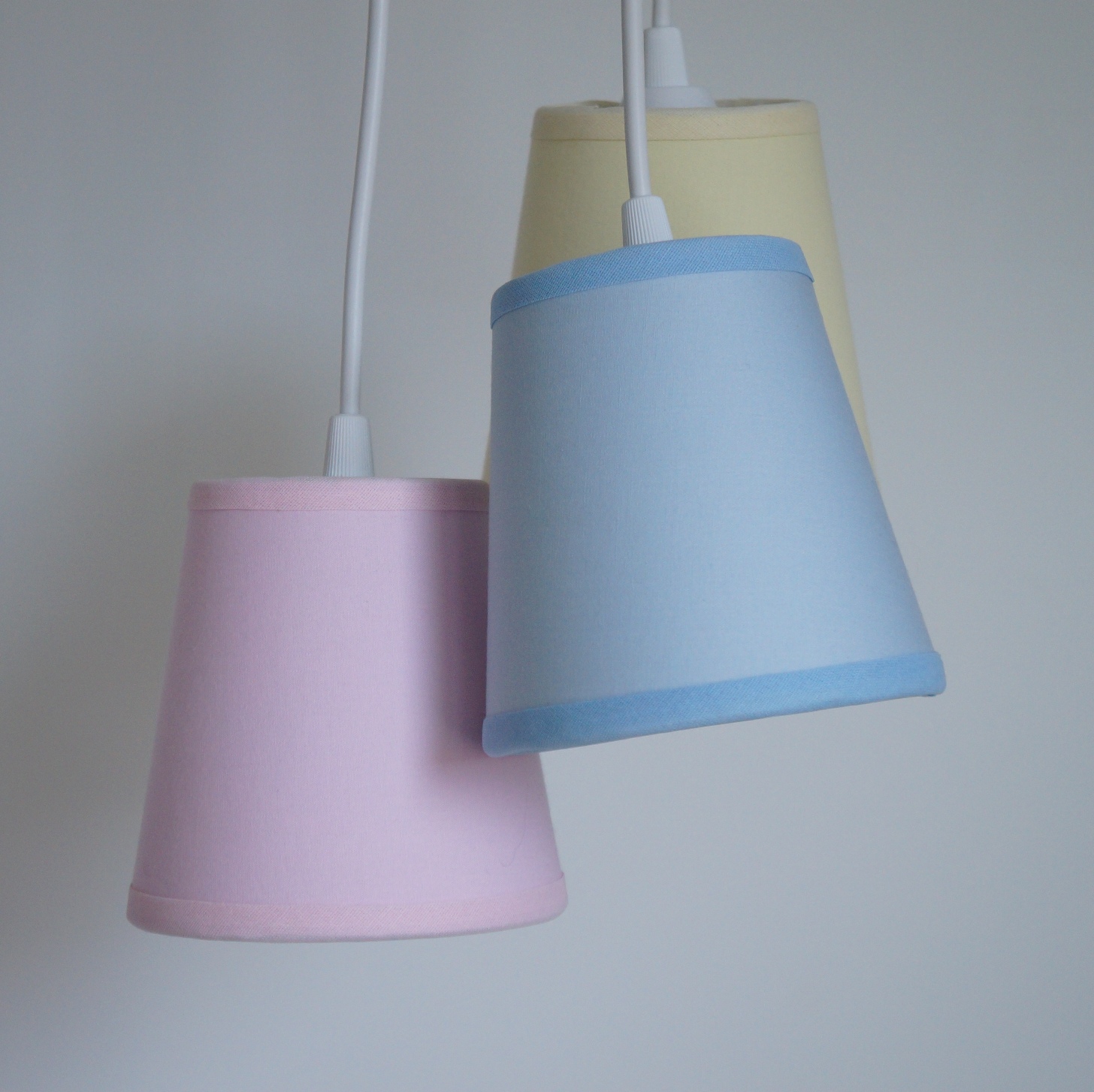 Lustre Pendente Bebê Candy Colors