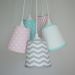 Lustre Pendente Bebê Chevron Cinza, Rosa e Verde Água