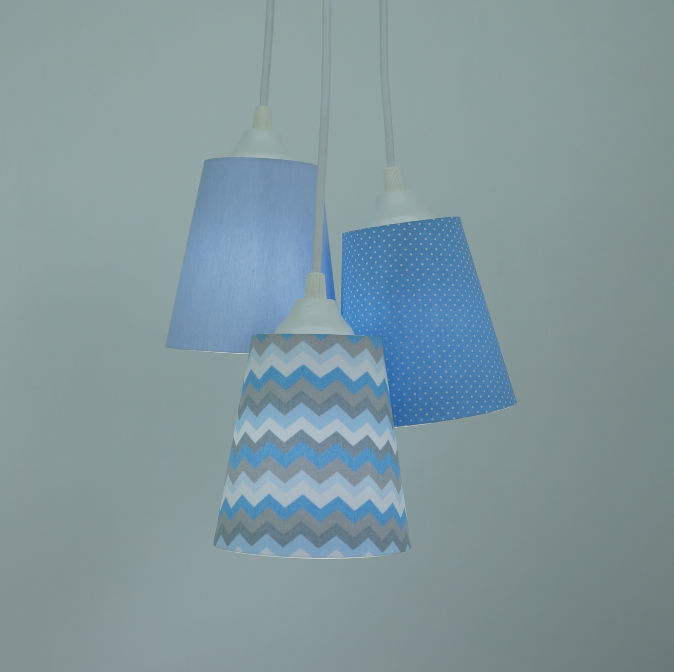 Lustre Pendente Bebê Tons de Azul Chevron