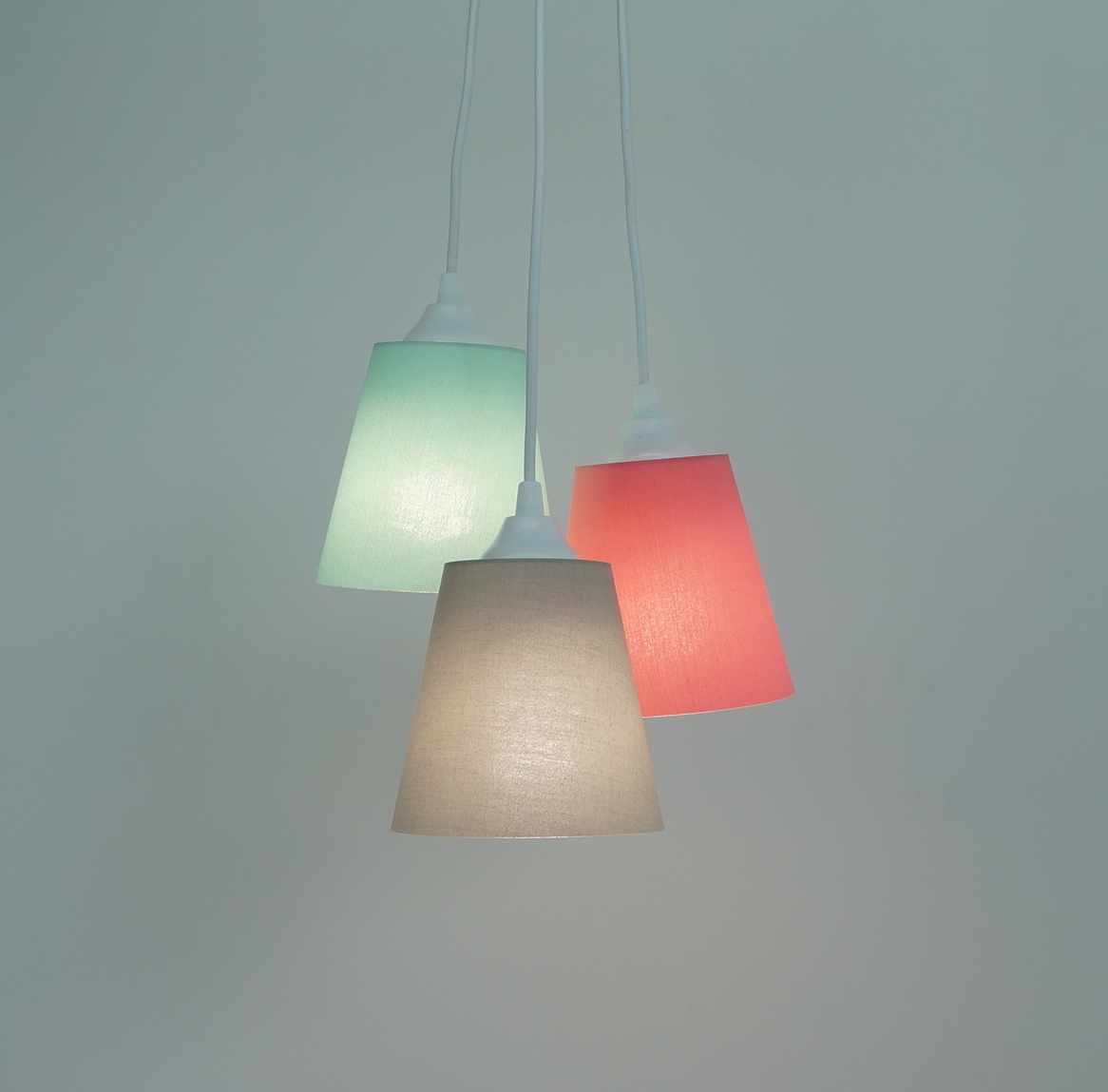 Lustre Pendente Cacho 3 Cúpulas Coloridas