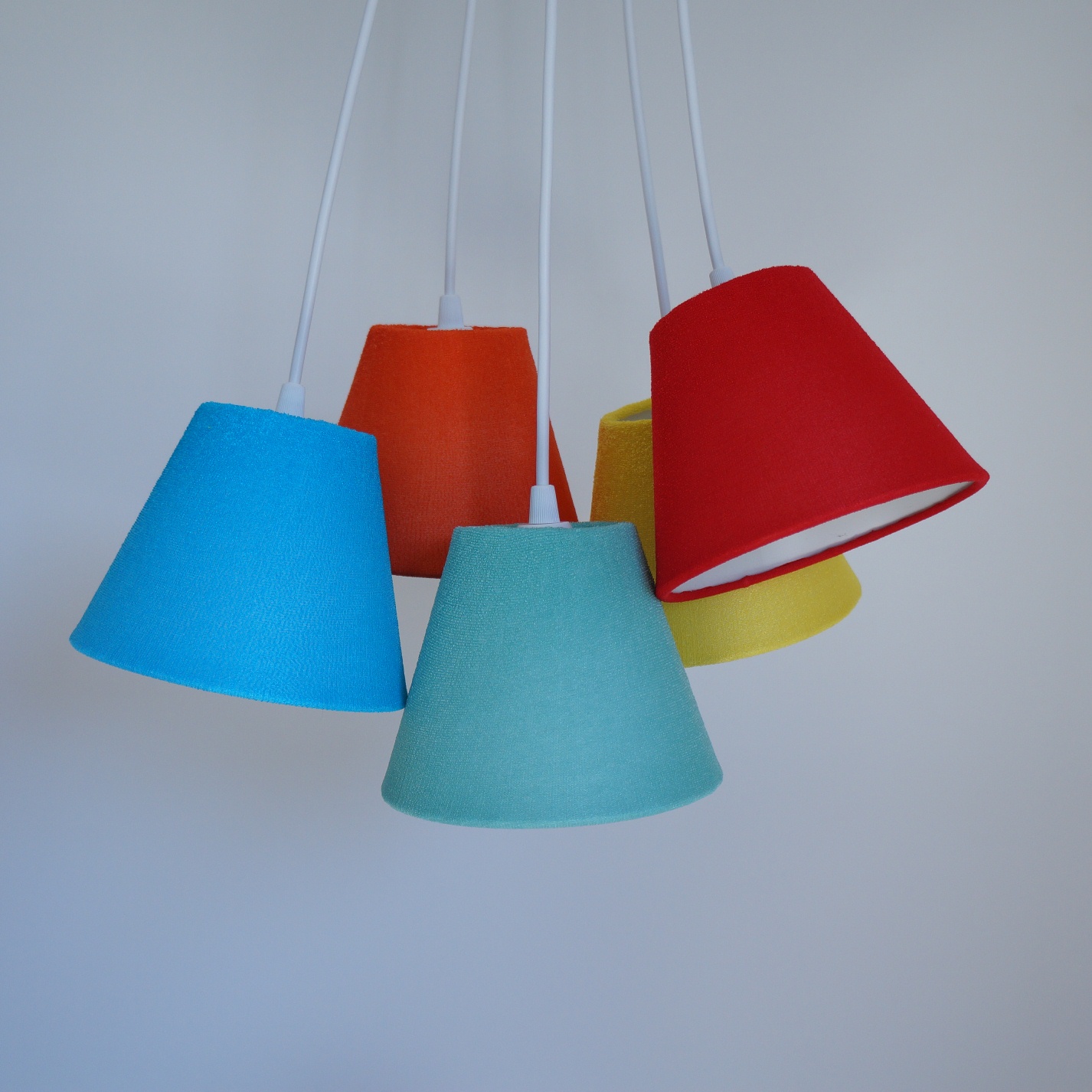 Lustre Pendente Cacho 5 Cúpulas Mix Bouclé Colorido