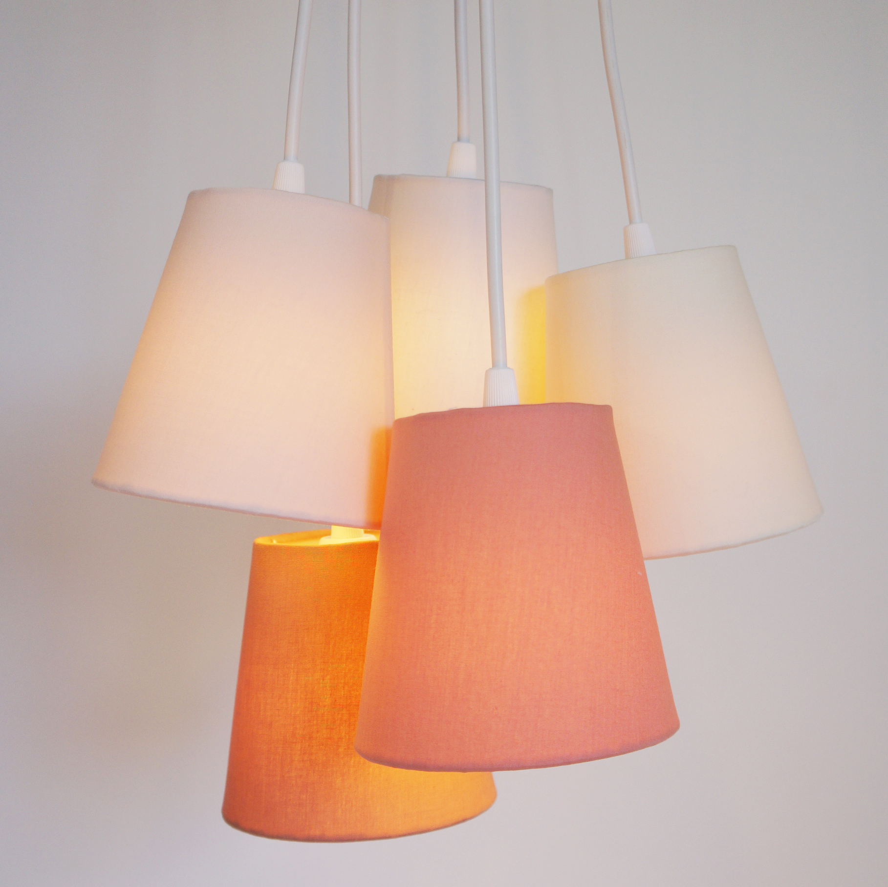 Lustre Pendente Cacho 5 Cúpulas Tons Terra