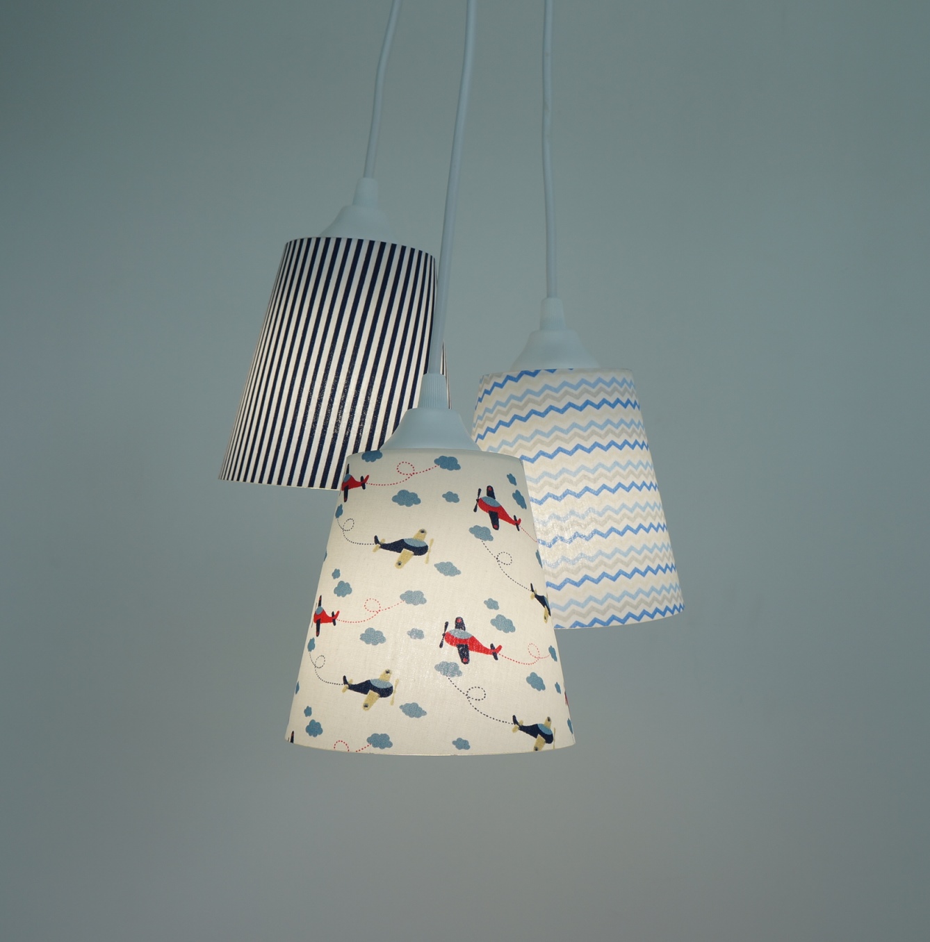 Lustre Pendente Cacho Bebê 3 Cúpulas Aviãzinho