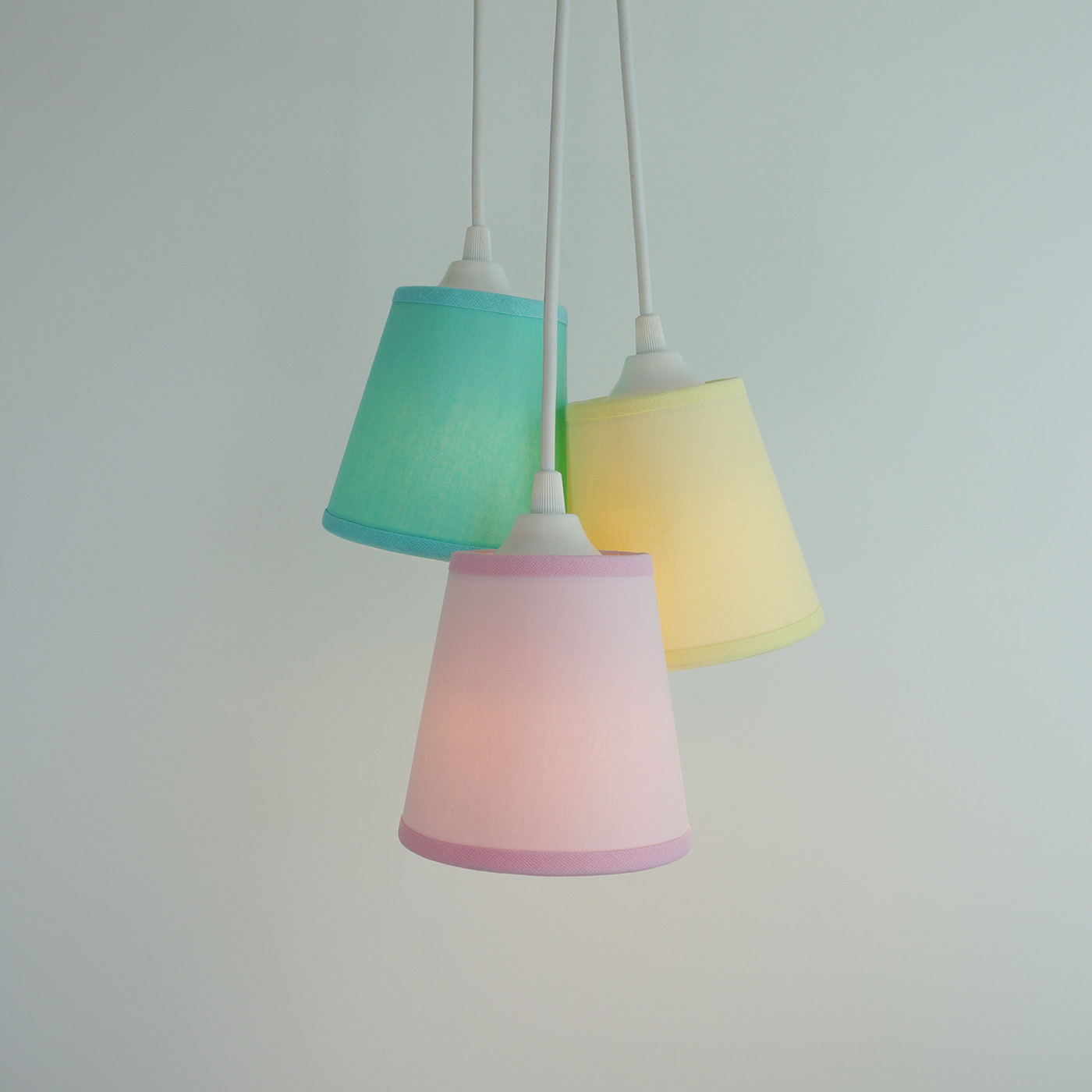 Lustre Pendente Cacho Candy Amarelo, Rosa e Verde
