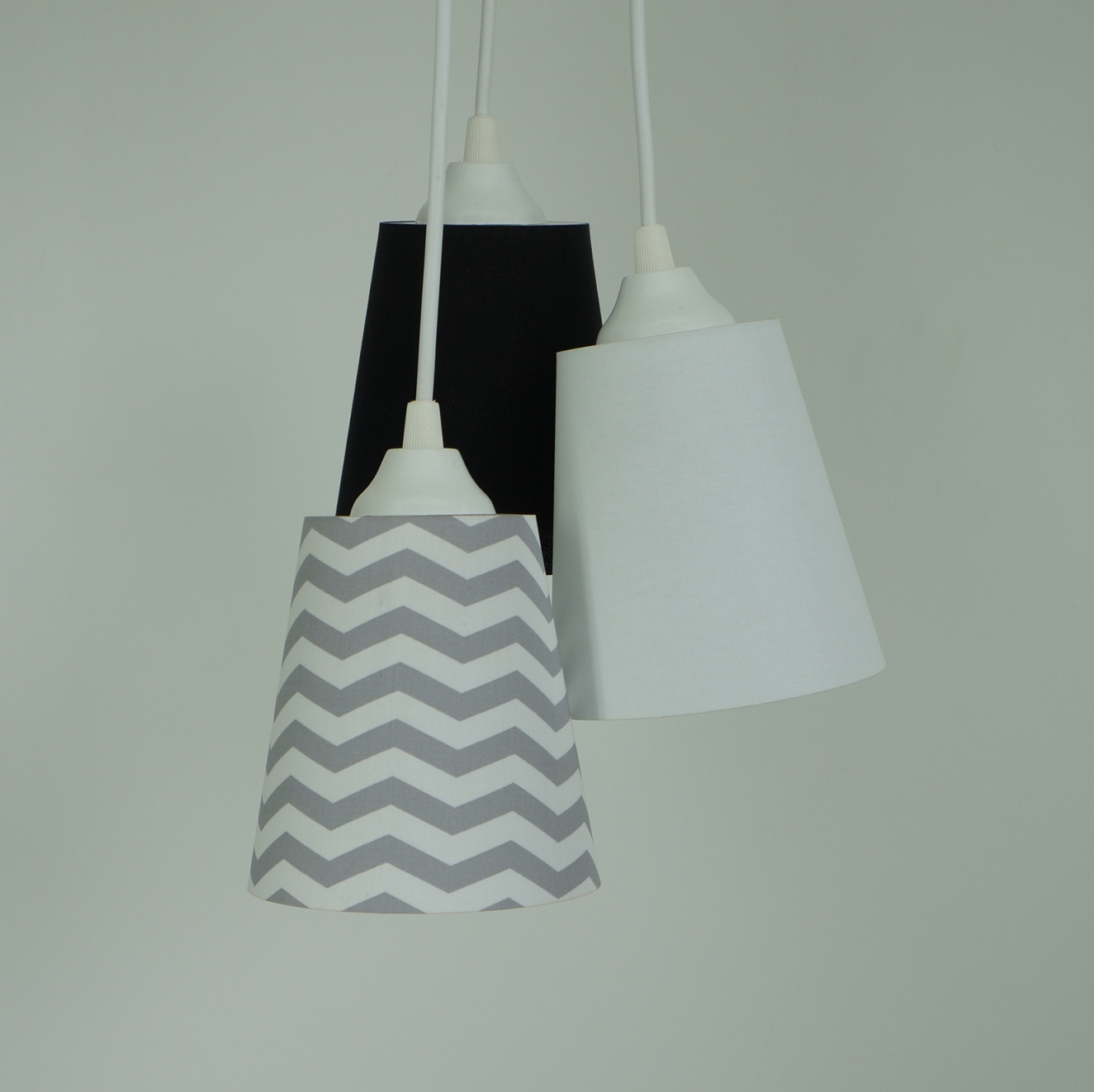 Lustre Pendente Cacho Cinza, Preto e Branco