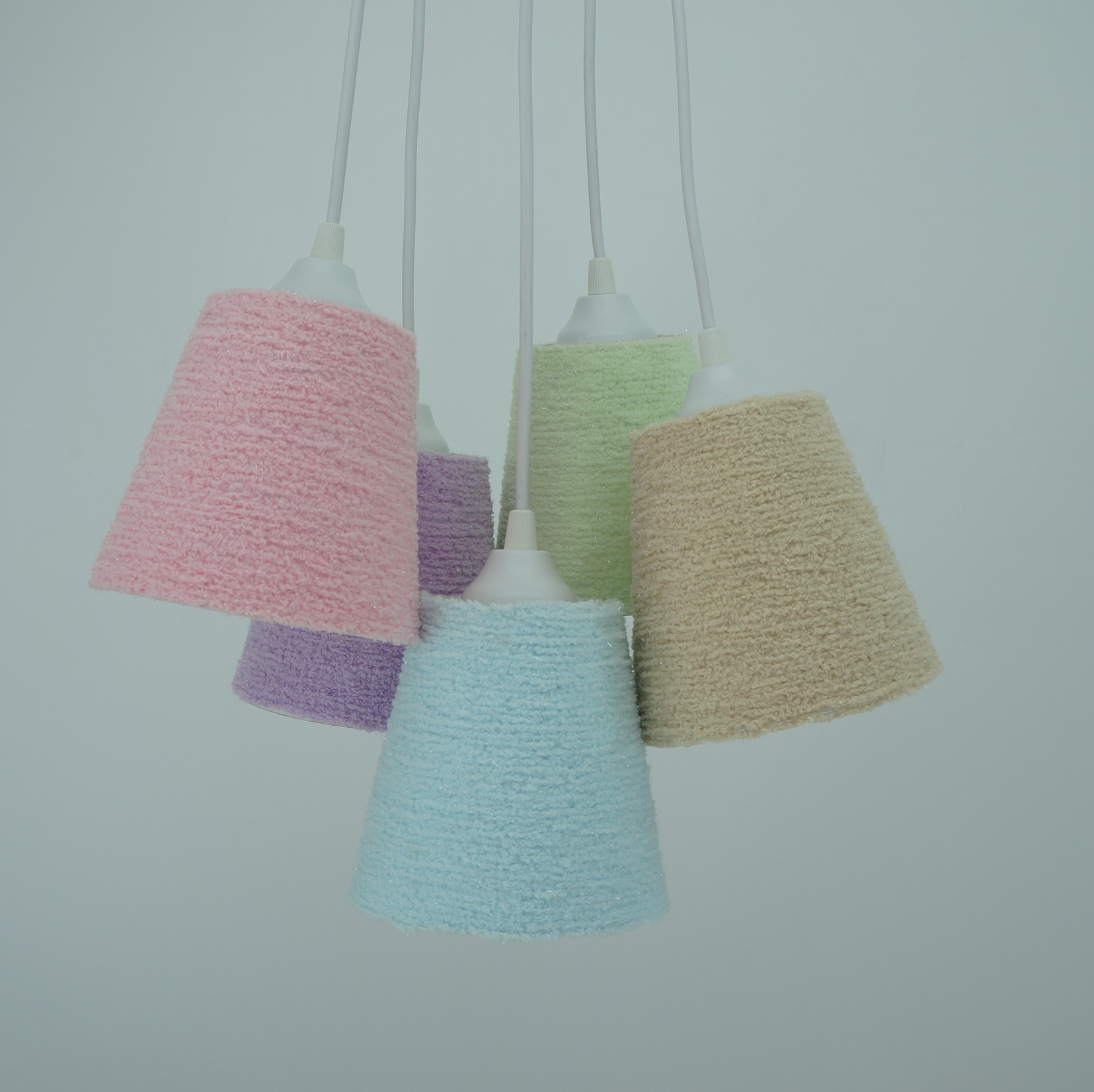 Lustre Pendente Cacho Frufru Fios Coloridos