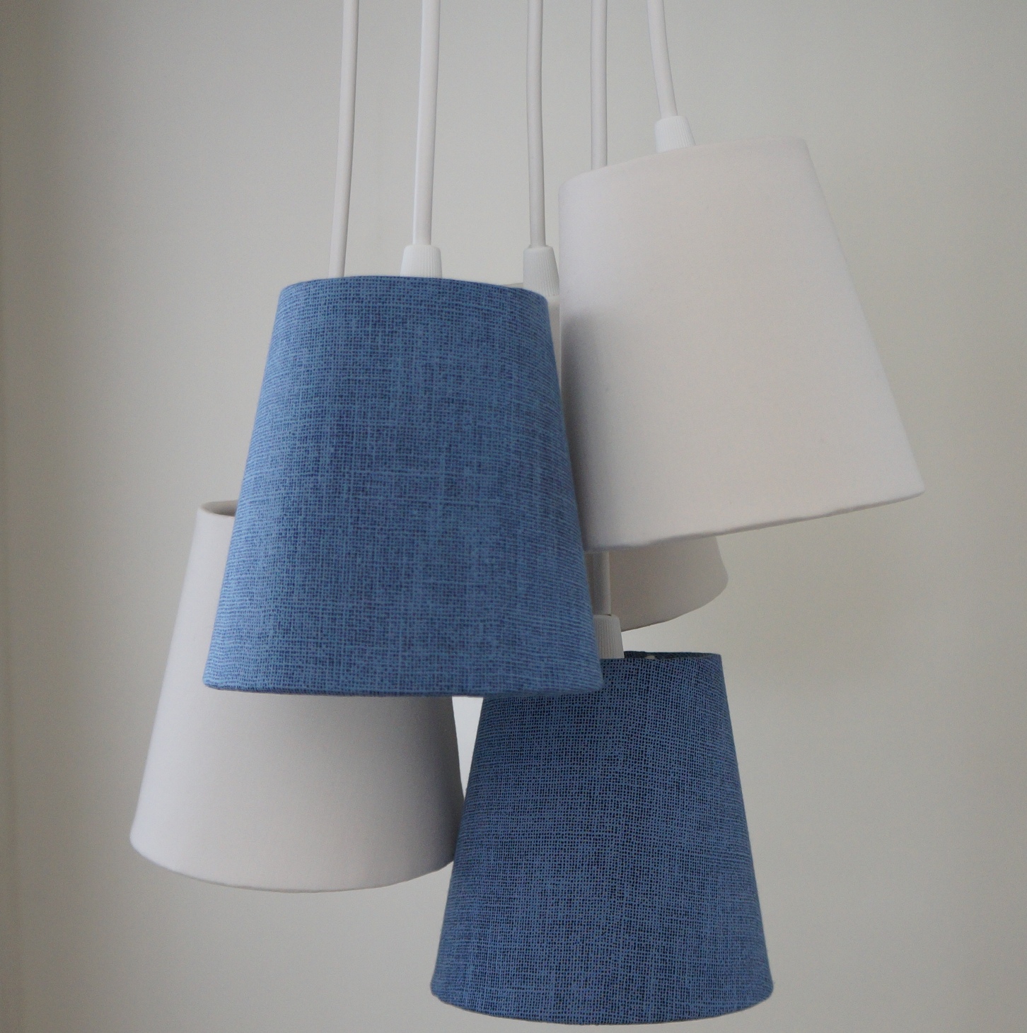 Lustre Pendente Cacho Jeans Azul e Bege
