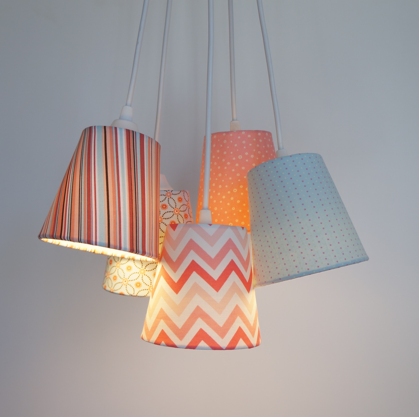 Lustre Pendente Cacho Menina Tecido Estampado Chevron