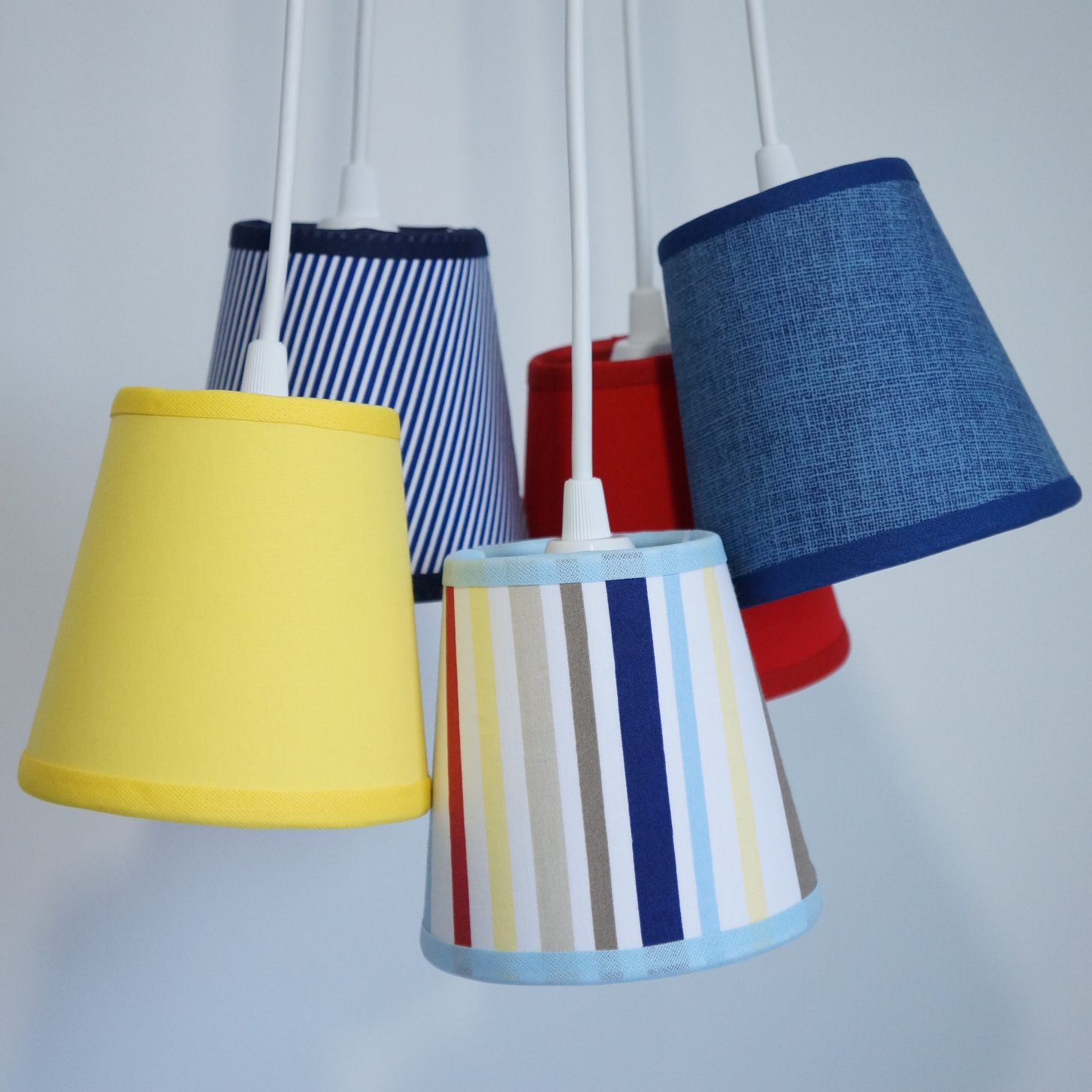 Lustre Pendente Cacho e Listras Cores Colorido