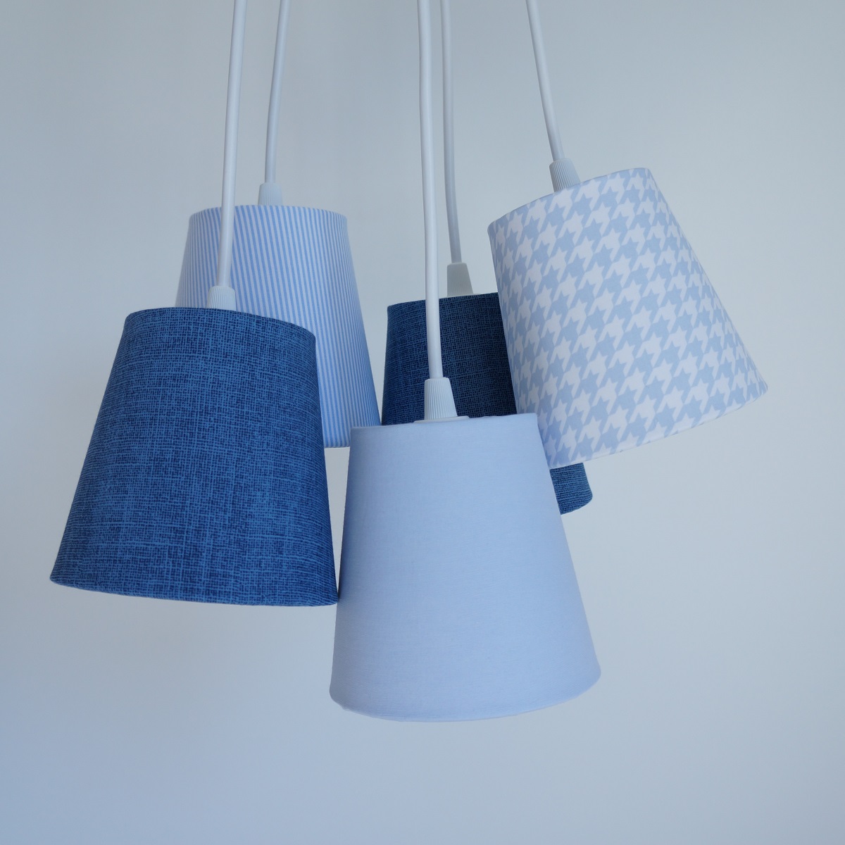 Lustre Pendente Jeans e Pied Poule Azul e Branco