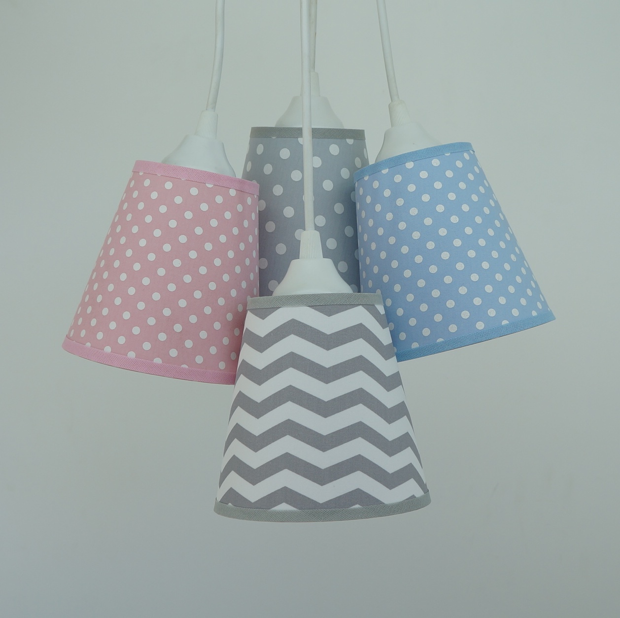 Lustre Pendente Luminária Bebê Cacho Poás e Chevron