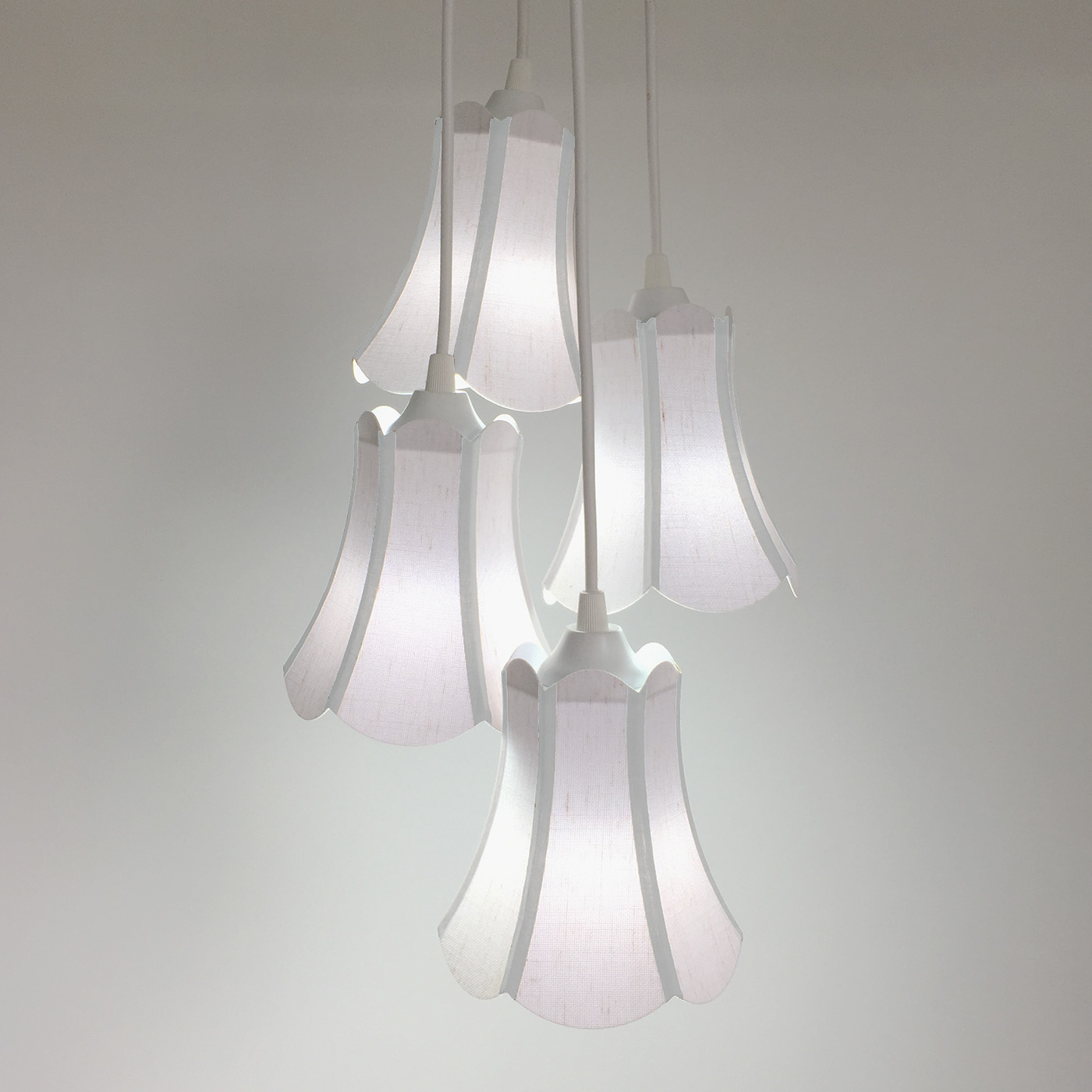 Lustre Pendente Luminária Cacho 4 Cúpulas Paris Linho com Detalhes em Cinza