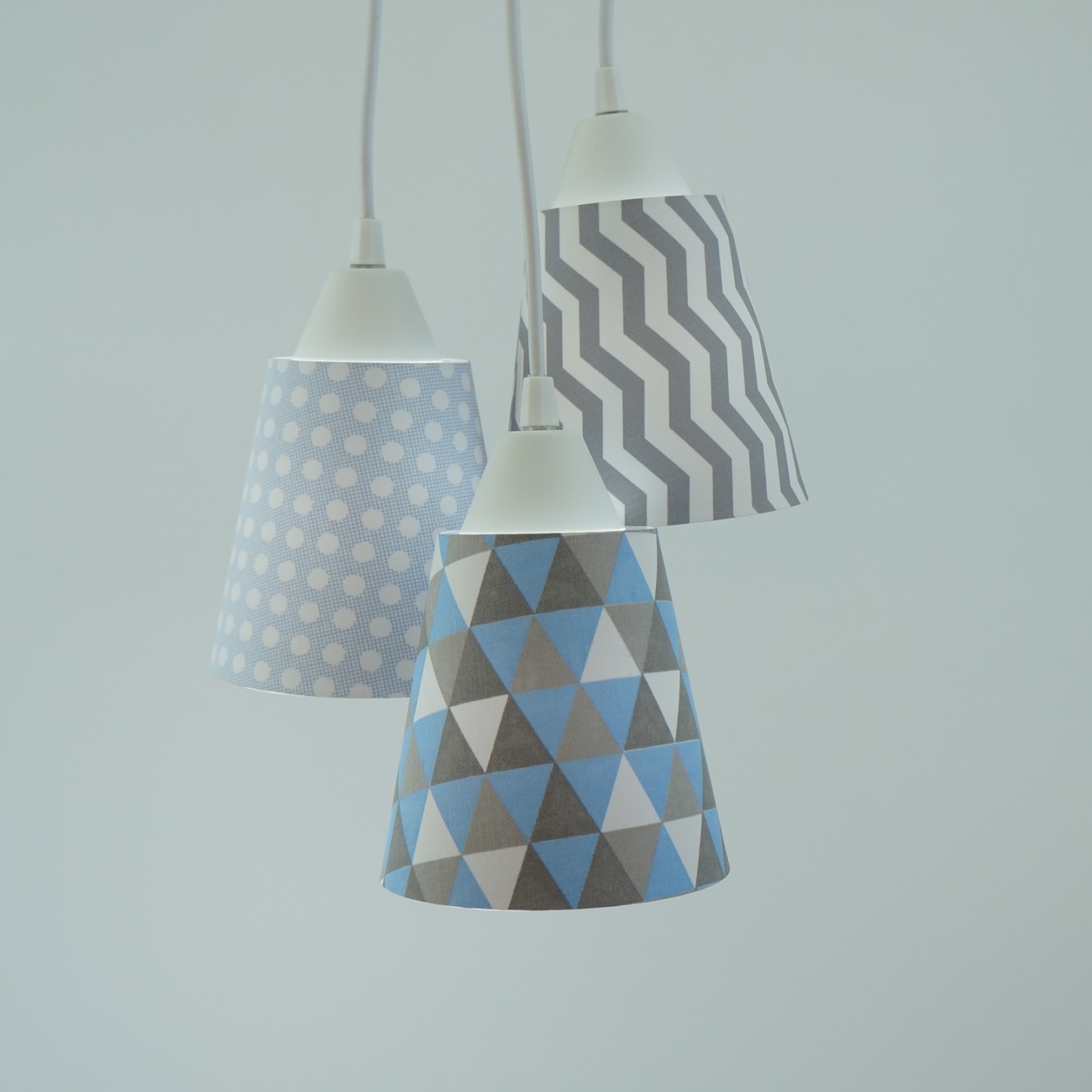 Lustre Pendente Luminária Cacho Azul Bebê, Cinza e Branco