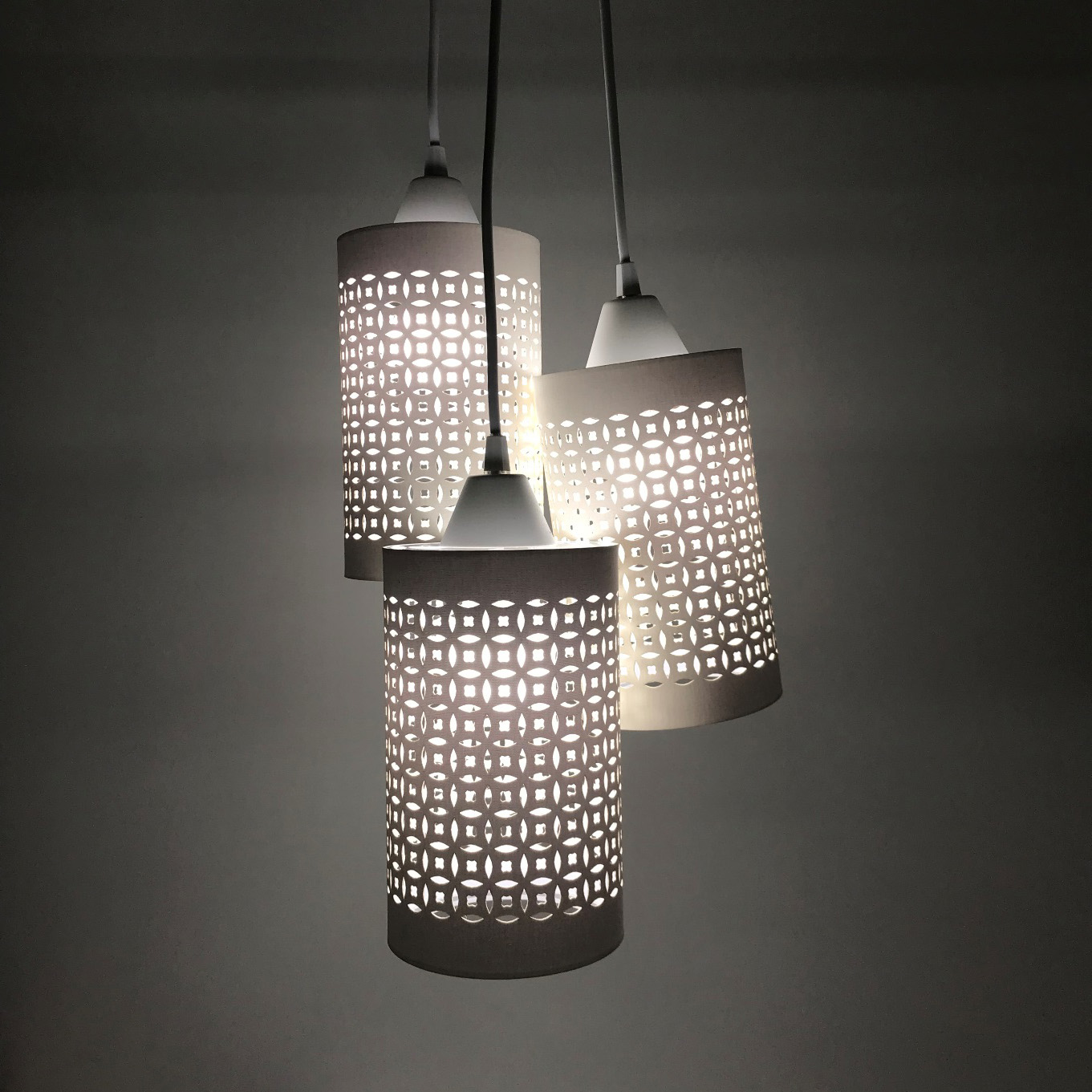 Lustre Pendente Luminária Cacho Rendado Bege