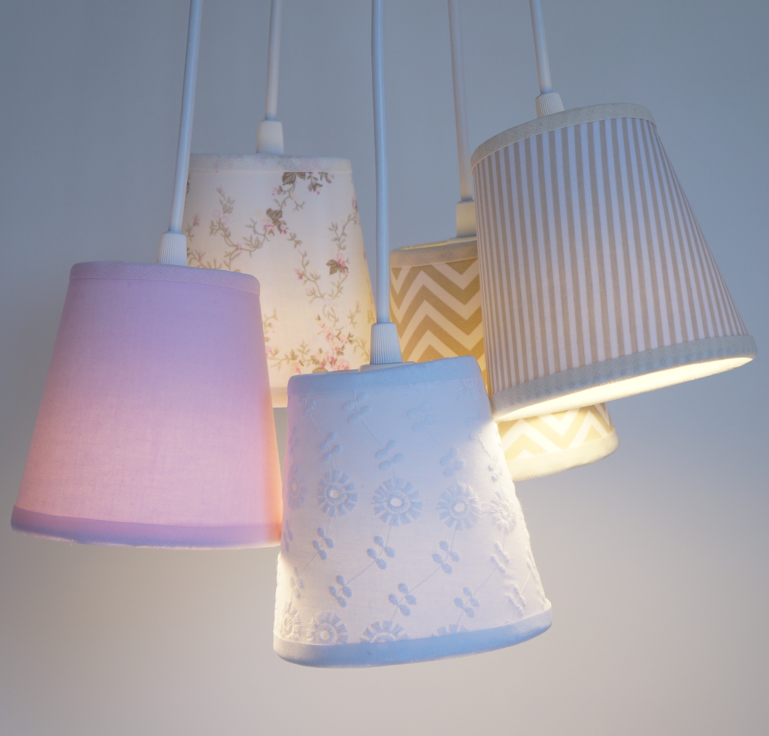 Lustre Pendente Mix Tecidos Bebê Menina