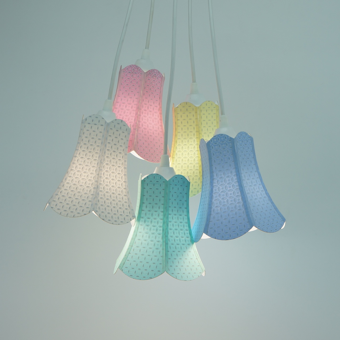 Lustre Pendente Paris Arabescos Cores Suaves