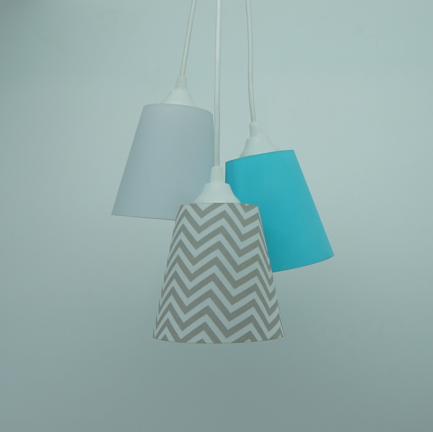 Lustre Pendente Quarto Bebê Chevron Cinza e Turquesa