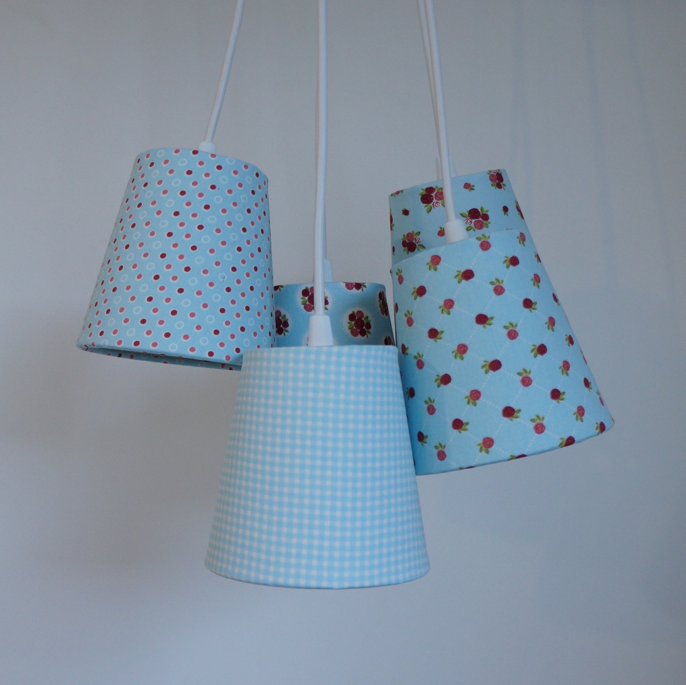 Lustre Pendente Tecido Anita Catita Tons de Azul