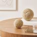 Enfeite Decorativo "Esfera" em Poliresina Off White 13x13 cm - D'Rossi