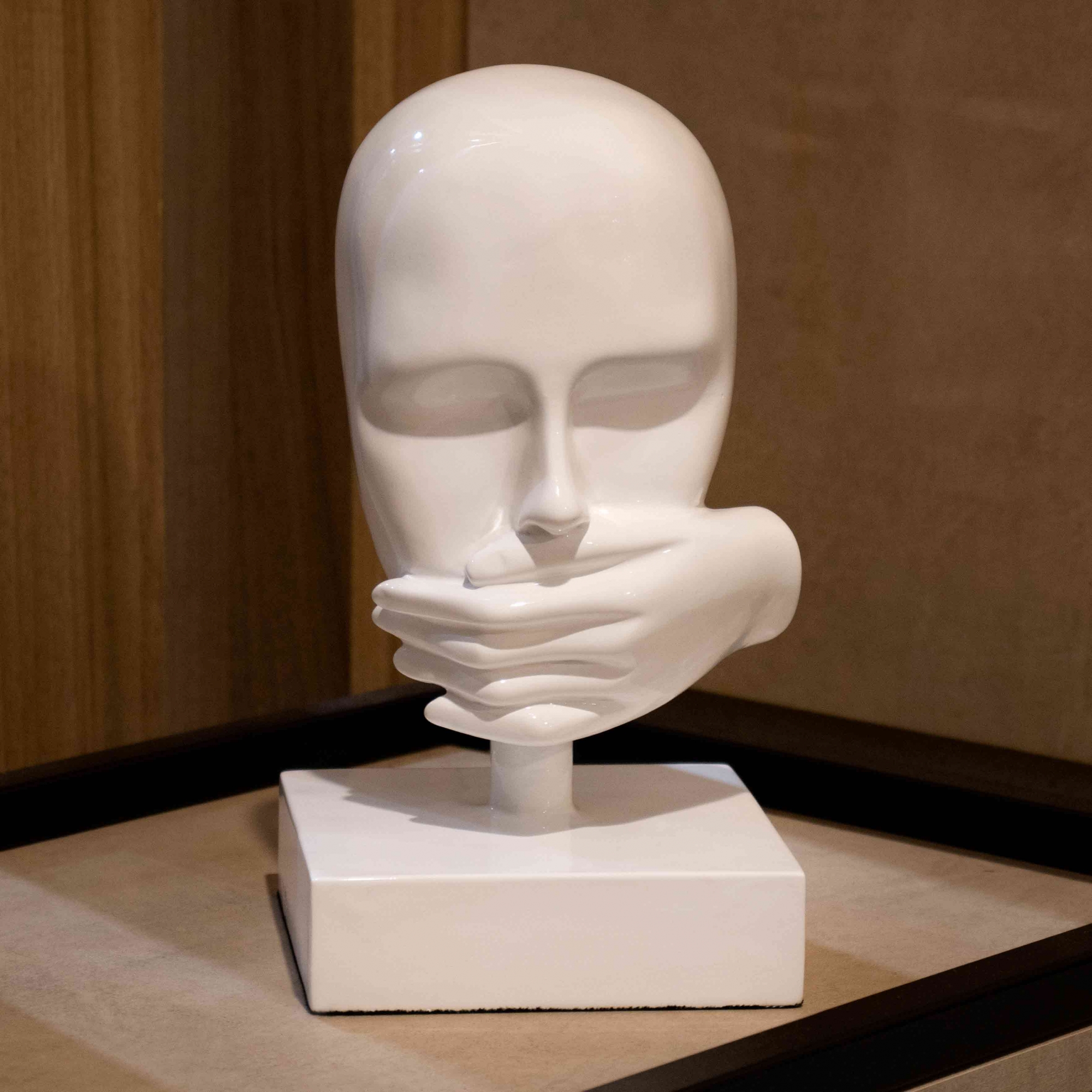 Escultura Decorativa Máscara Rosto Silêncio Branco 25x15 cm - D'Rossi