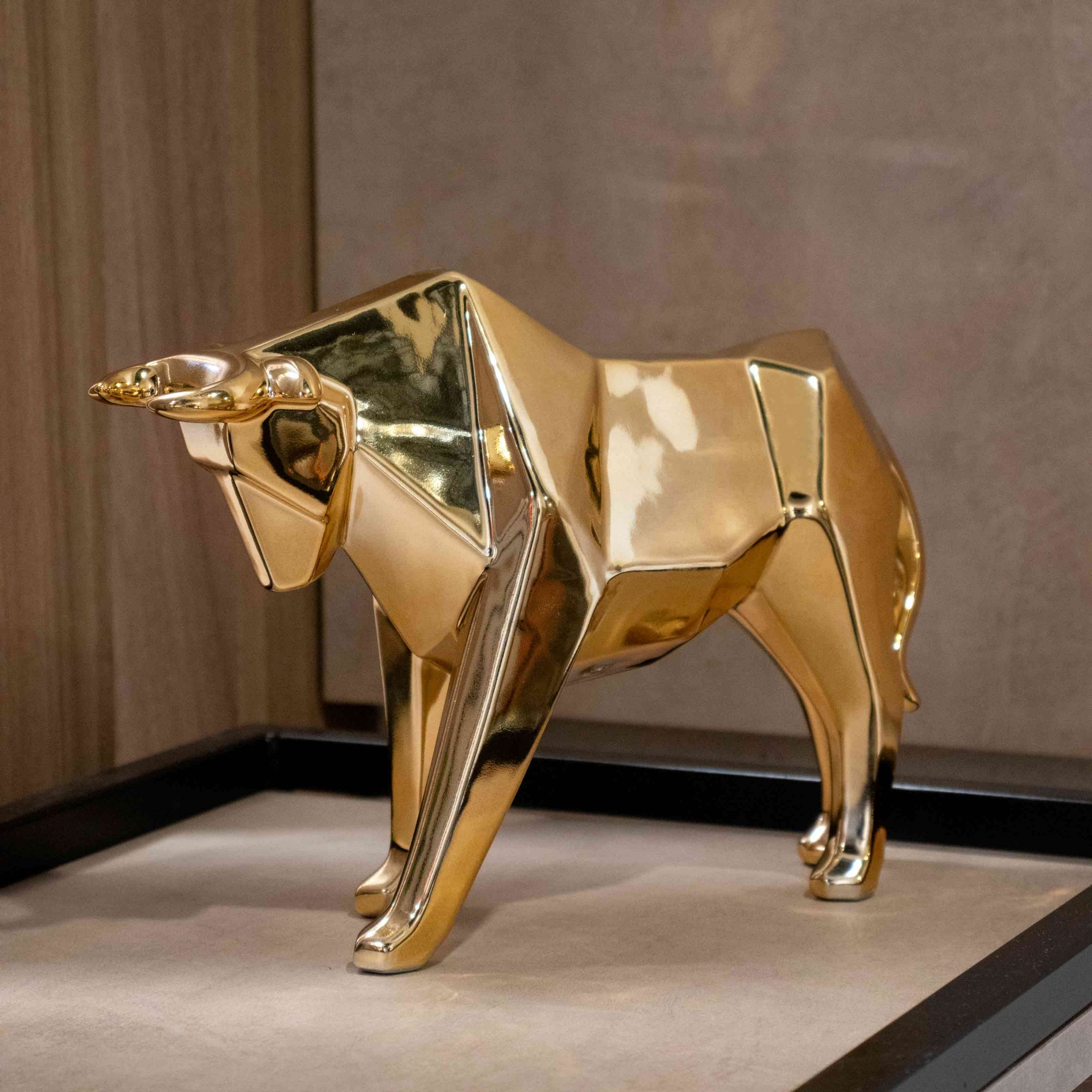 Escultura Decorativa Touro Dourado Em Cerâmica 20x30x9 Cm - D'Rossi