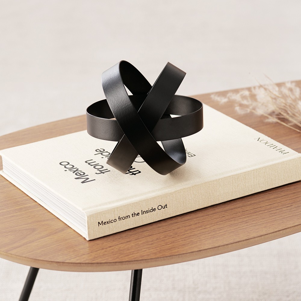 Escultura de Esfera Decorativa Preto em Metal 13 cm - D'Rossi
