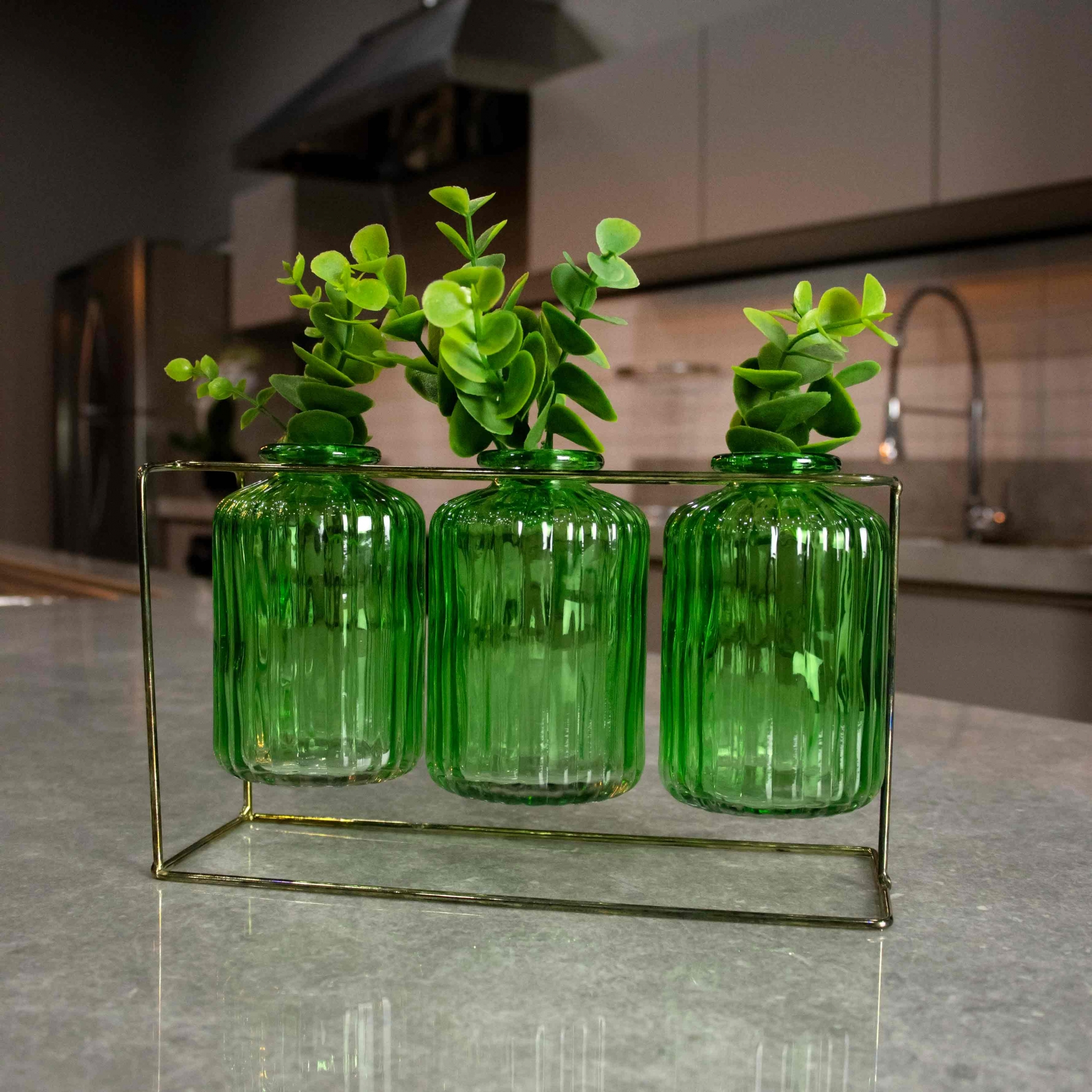 Kit com 3 Vasos de Vidro Verde com Suporte Dourado 13x21 cm - D'Rossi