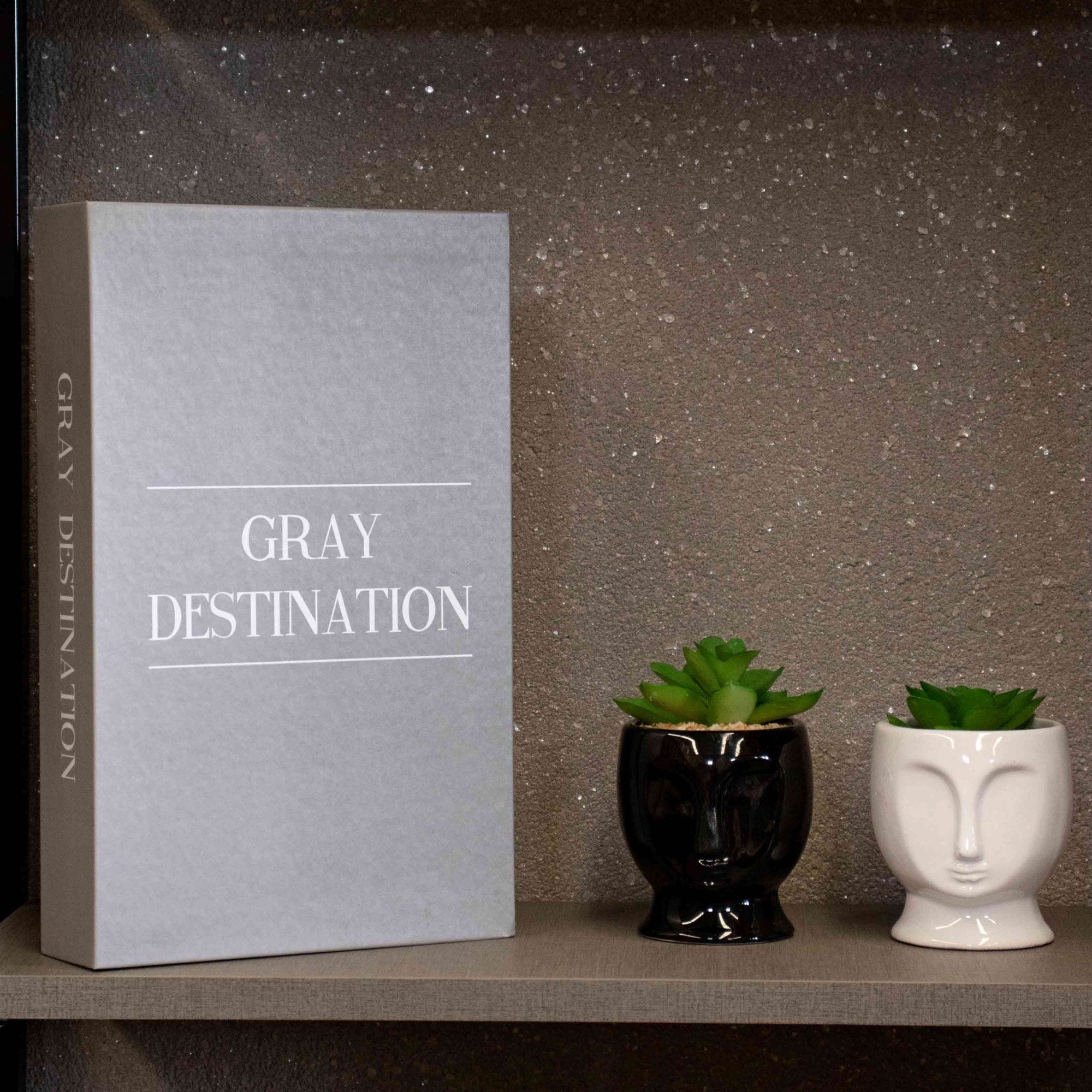 Livro Decorativo de Papel "Gray Destination Cinza" 27x17x5 Cm - D'Rossi