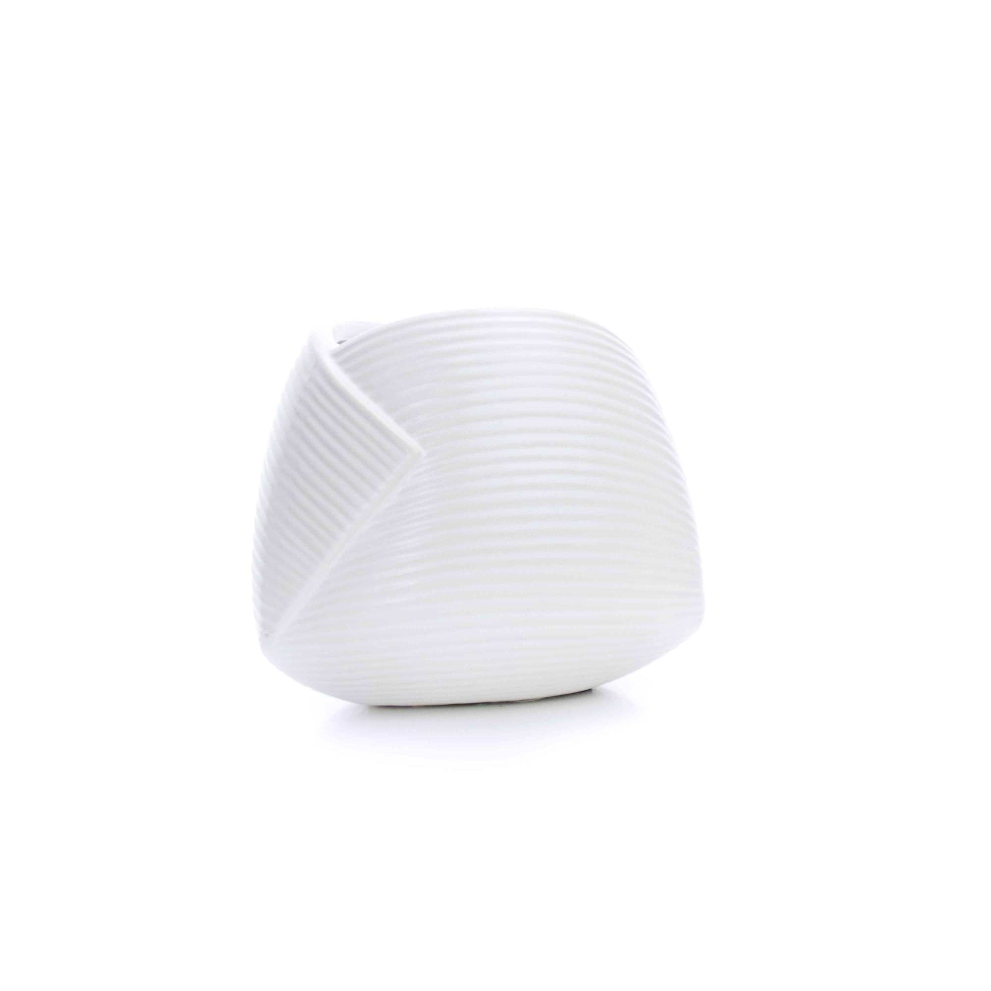 Vaso Decorativo Dobradura Branco em Cerâmica 16,5x17,5 cm - D'Rossi