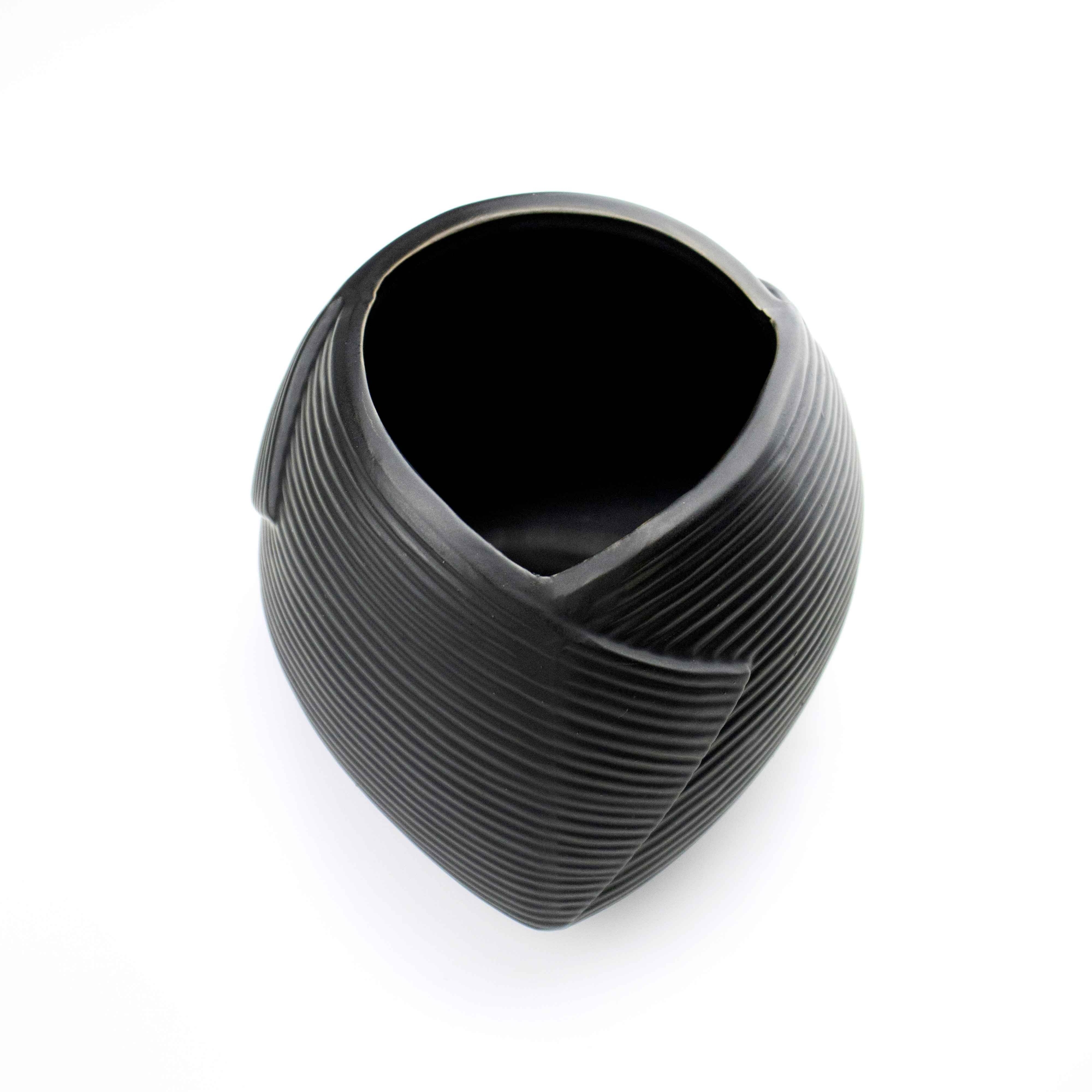 Vaso Decorativo Dobradura Preto em Cerâmica 16,5x17,5 cm - D'Rossi