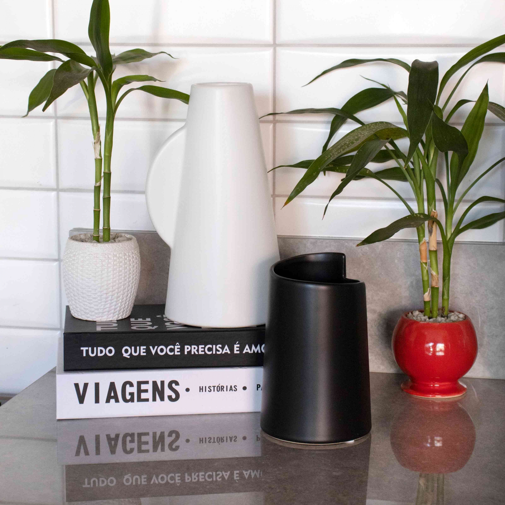 Vaso Decorativo em Cerâmica Preto 20x30 cm - D'Rossi