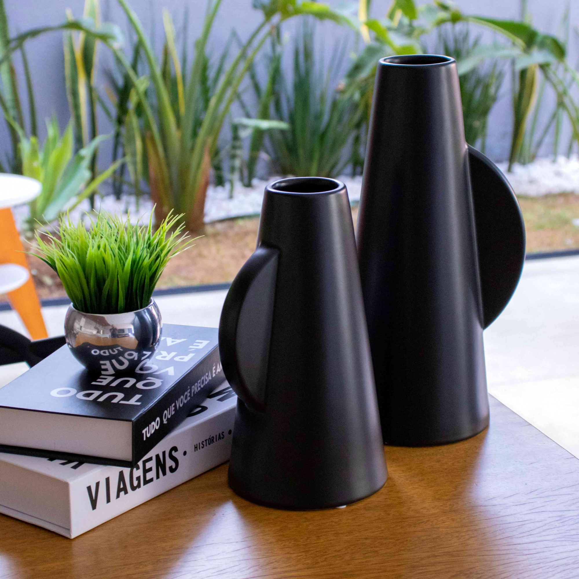Vaso Decorativo em Cerâmica Preto 33x16 - D'Rossi