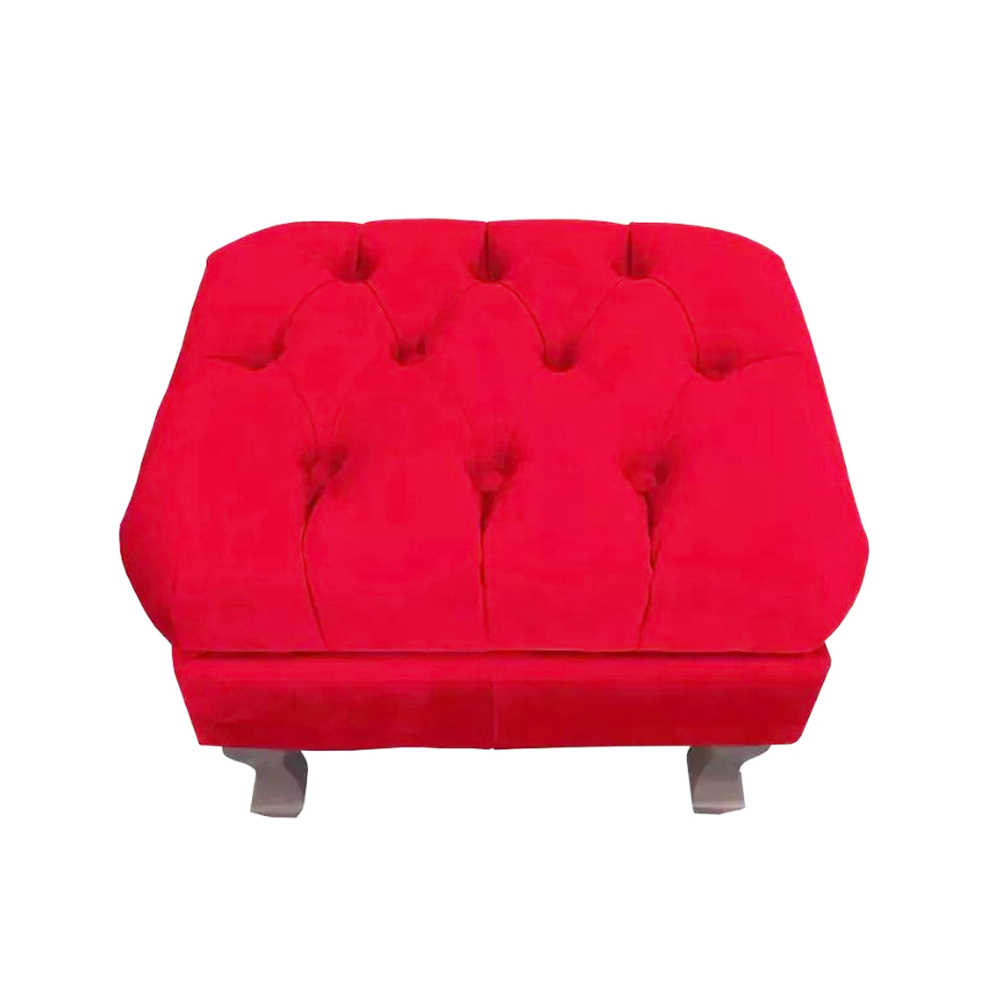 Kit 01 Puff Calçadeira Retrô 1,00 Metro Luis Xv Mais 02 Puffs 50X40 cm Capitonê Suede Vermelho - DS Estofados