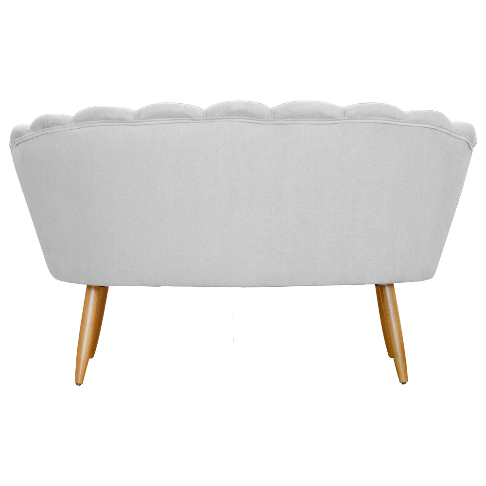 Namoradeira Decorativa Pétala Suede Branca Pés de Madeira - Ds Estofados