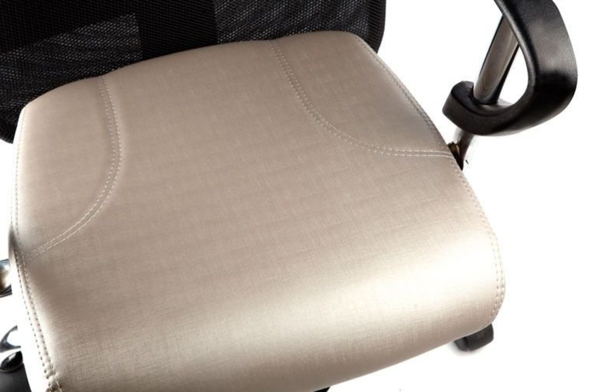 Poltrona Diretor em Longarina 2 lugares Linha Tela Mesh