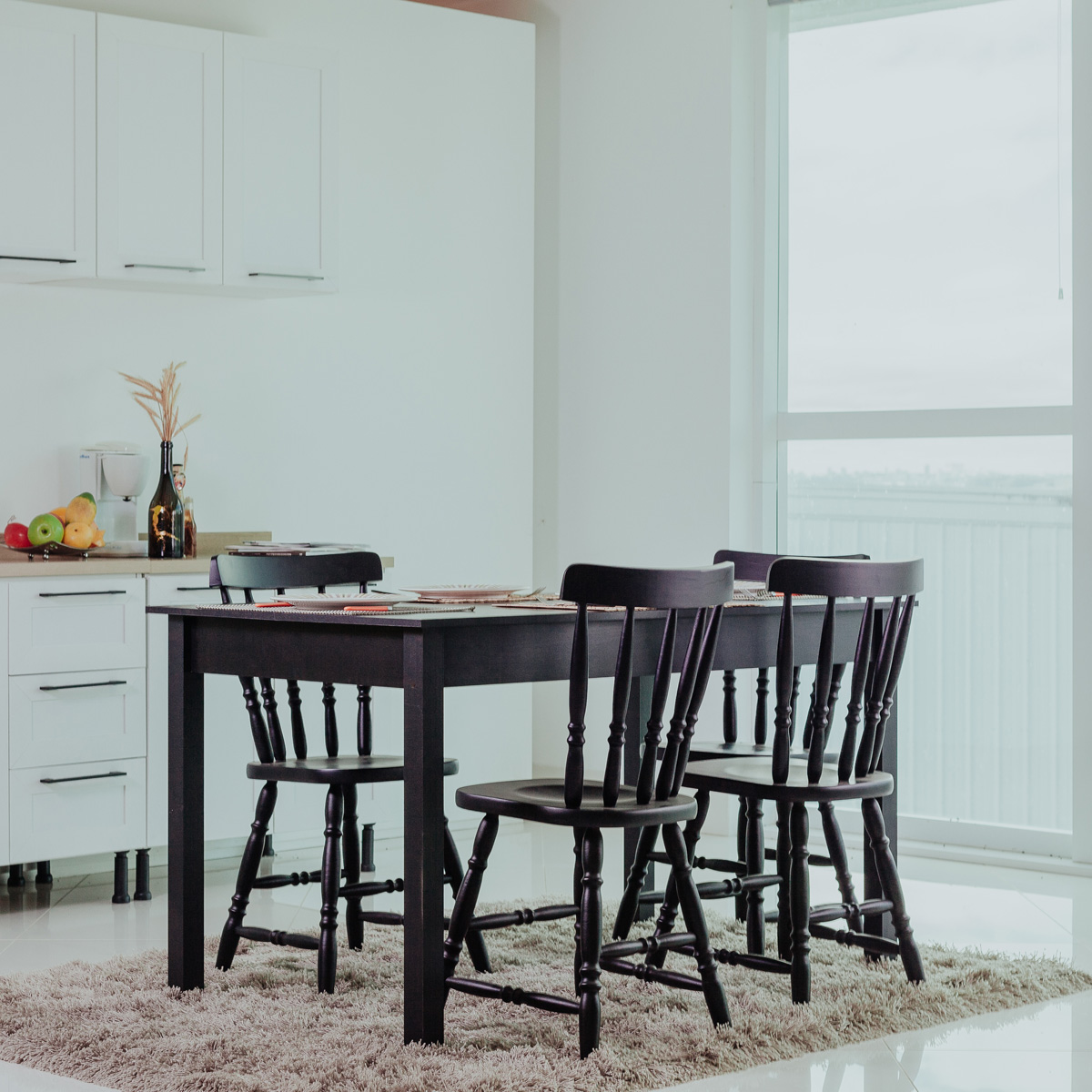Mesa de Jantar Ditália com 4 Cadeiras JA-225 Cor:Preto