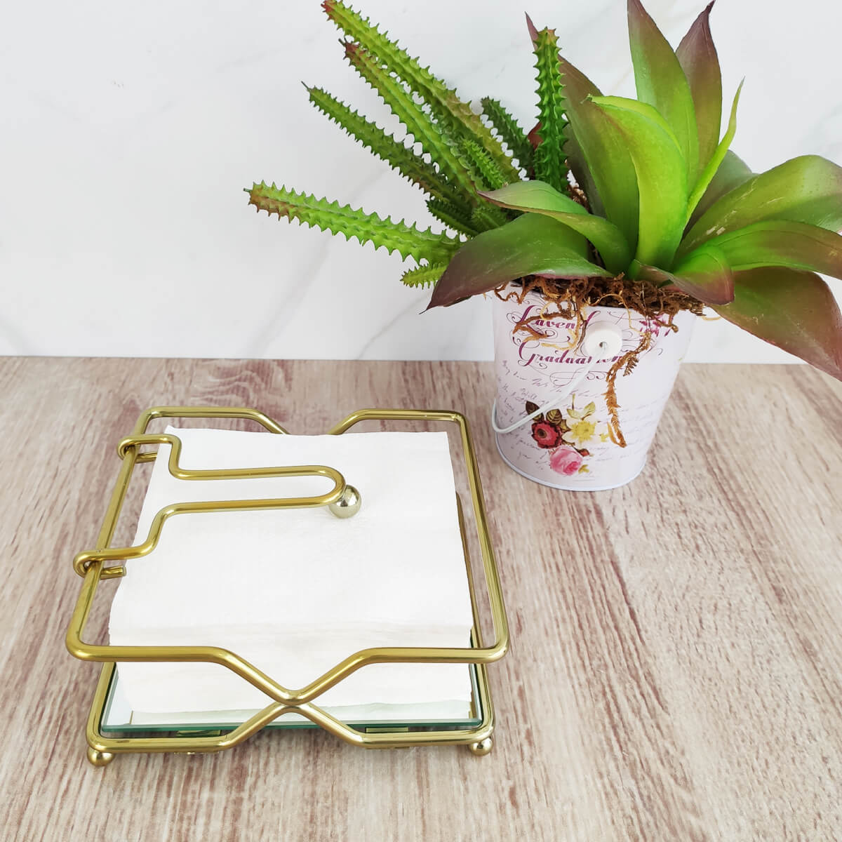 Suporte para Guardanapo de Mesa Espelhado Dourado Porta Guardanapo com Peso 14x14cm Duler