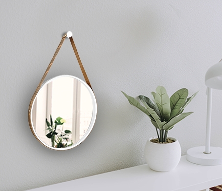 Espelho Decorativo Adnet Branco Alça Courino Rajada 60 Cm Redondo Branco/Rajado, 60 cm