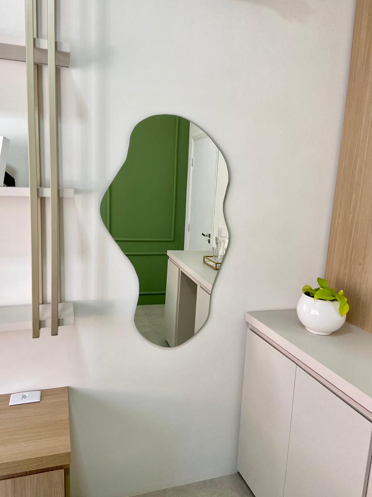 Espelho Multiuso Lapidado Pendurador 110x63cm Orgânico 