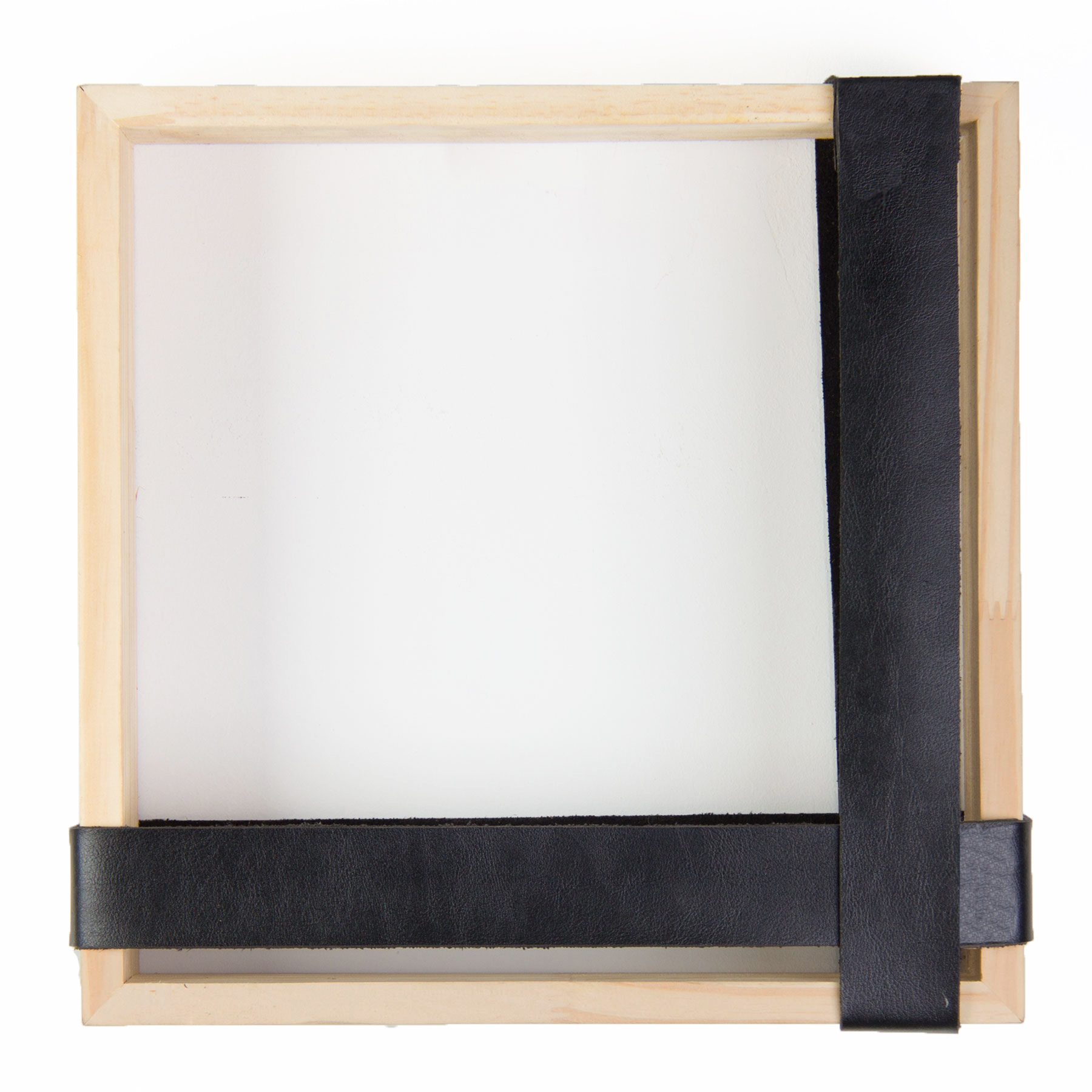 Nicho Chess Pinus Com Corino Preto 20X20 Cm