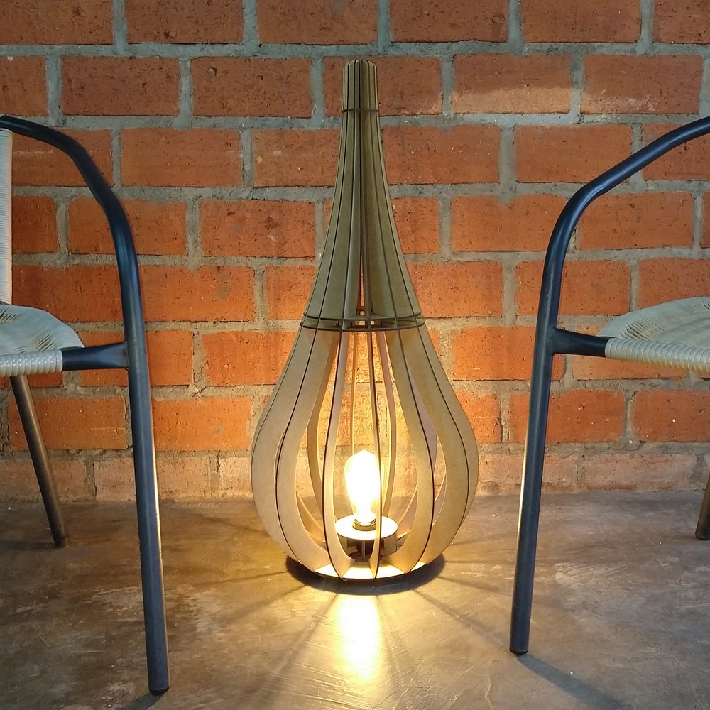 Luminária de Chão Capadócia mod. Gota Cru 80cm