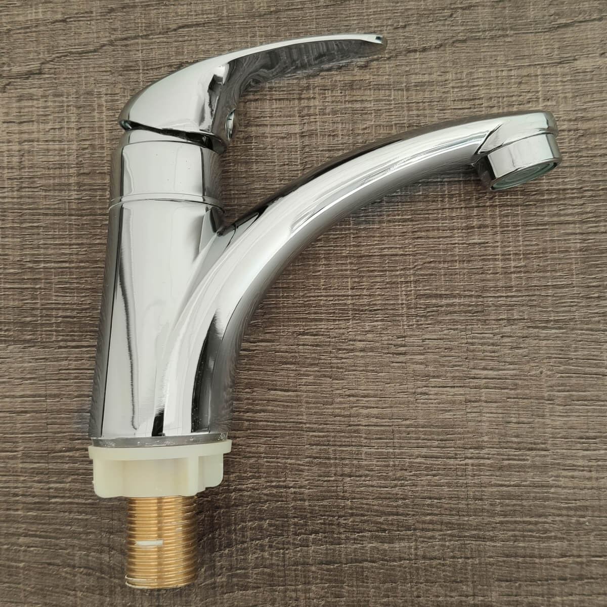 Torneira de Mesa ou Bancada Alavanca Água Fria Banheiro Lavabo