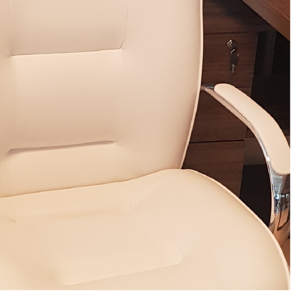 Cadeira Giratória Escritório Classic Presidente Branca Relax Base Cromada c/ Rodizio - 100% Nacional