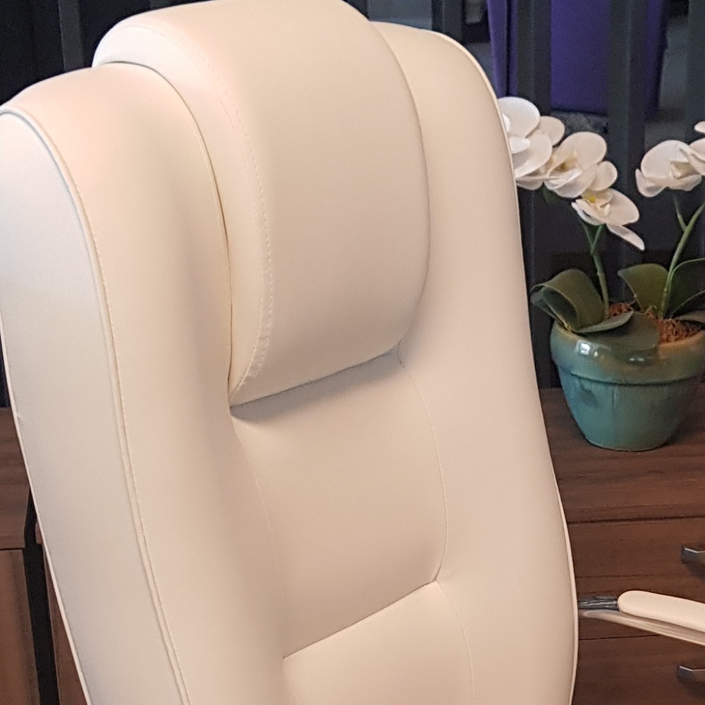 Cadeira Giratória Escritório Classic Presidente Branca Relax Base Cromada c/ Rodizio - 100% Nacional