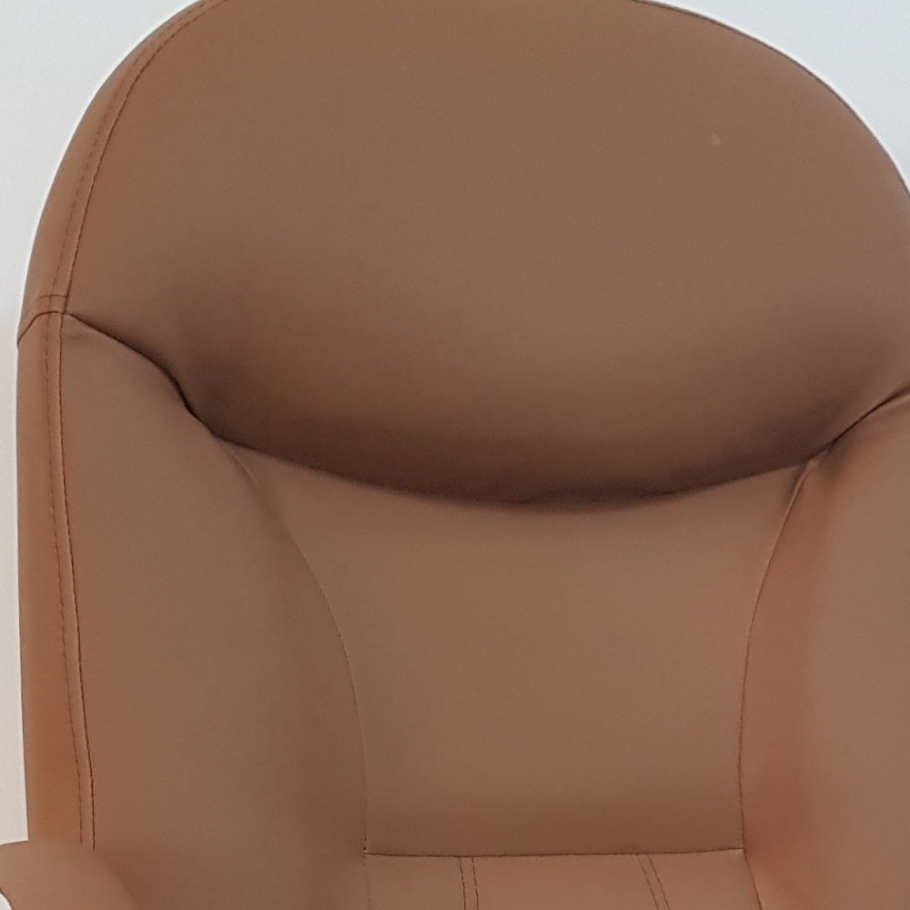 Cadeira Giratória Escritório Day Presidente Caramelo Relax Base Preta c/ Rodizio - 100% Nacional