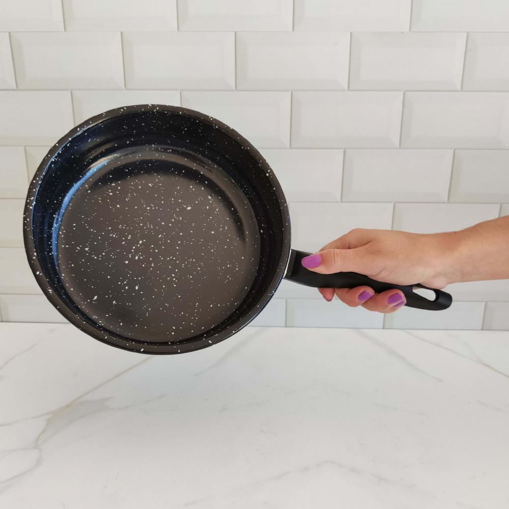 Frigideira Esmaltada Funda 22cm 2,3L Compatível com Fogão de Indução Esmaltados Silva Preta