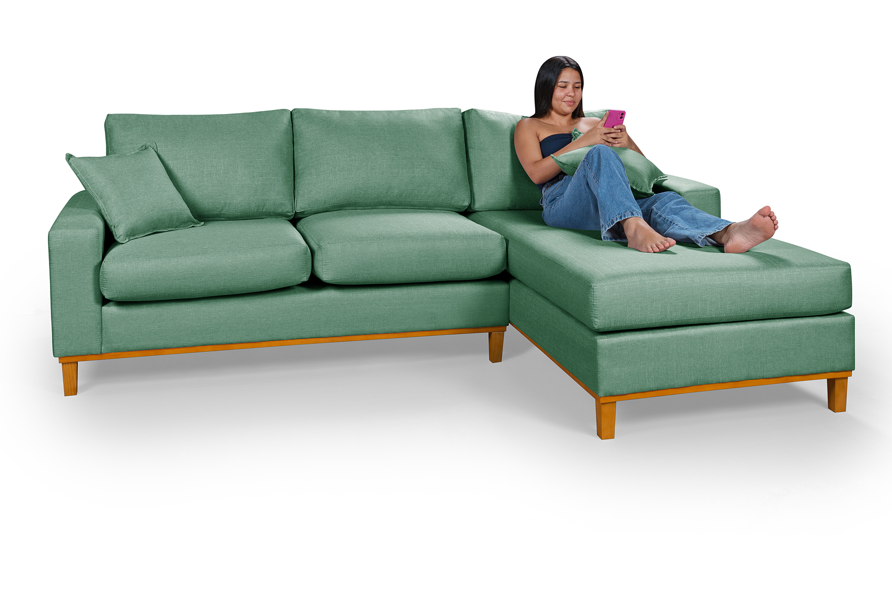 Sofá Living Amsterdã Com Chaise 3 Lugares Revestido Linho Base em Madeira